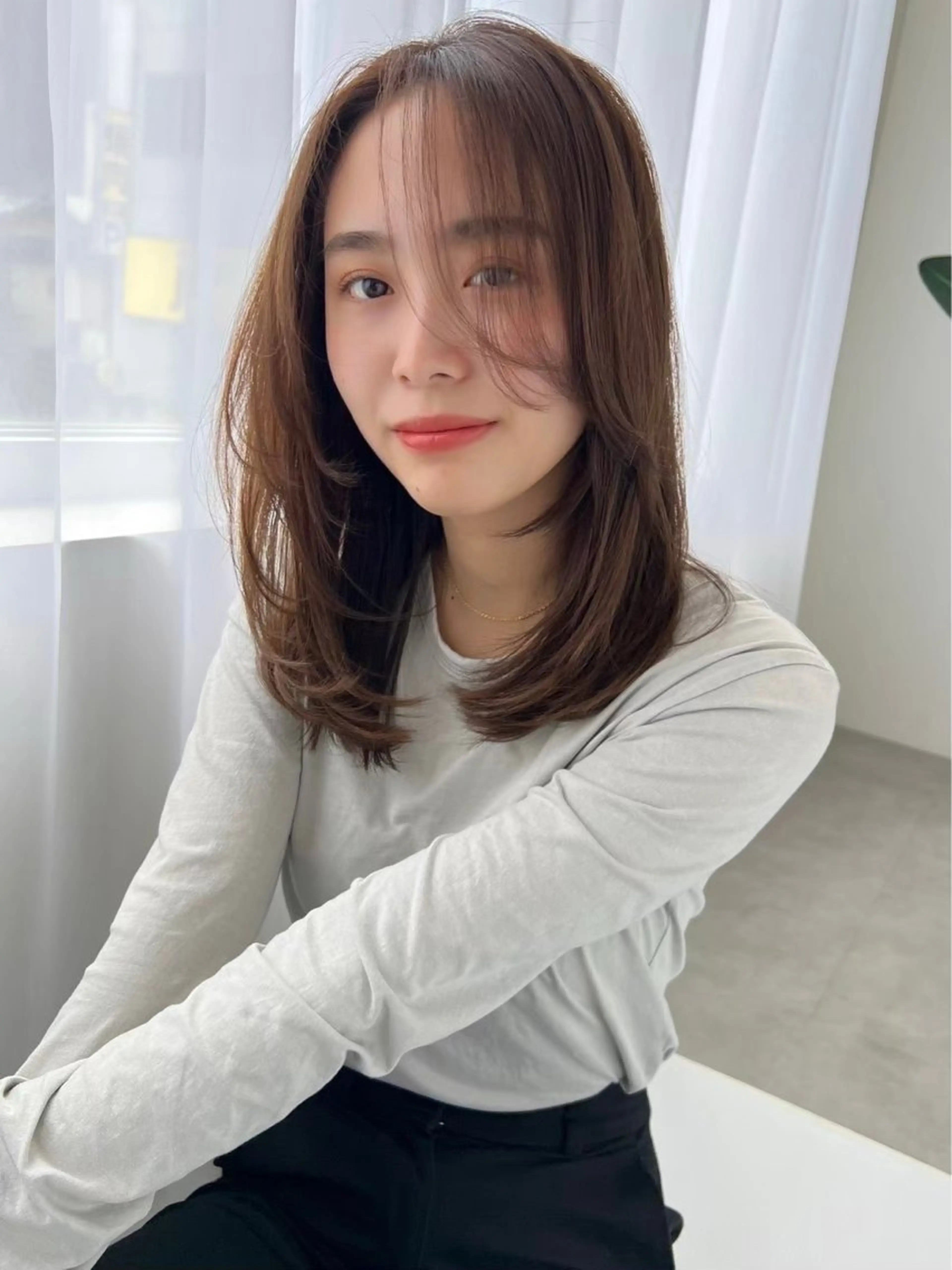 セミロング レイヤーカット カット ヘアカラー トリートメント soyon 心斎橋店のヘアスタイル