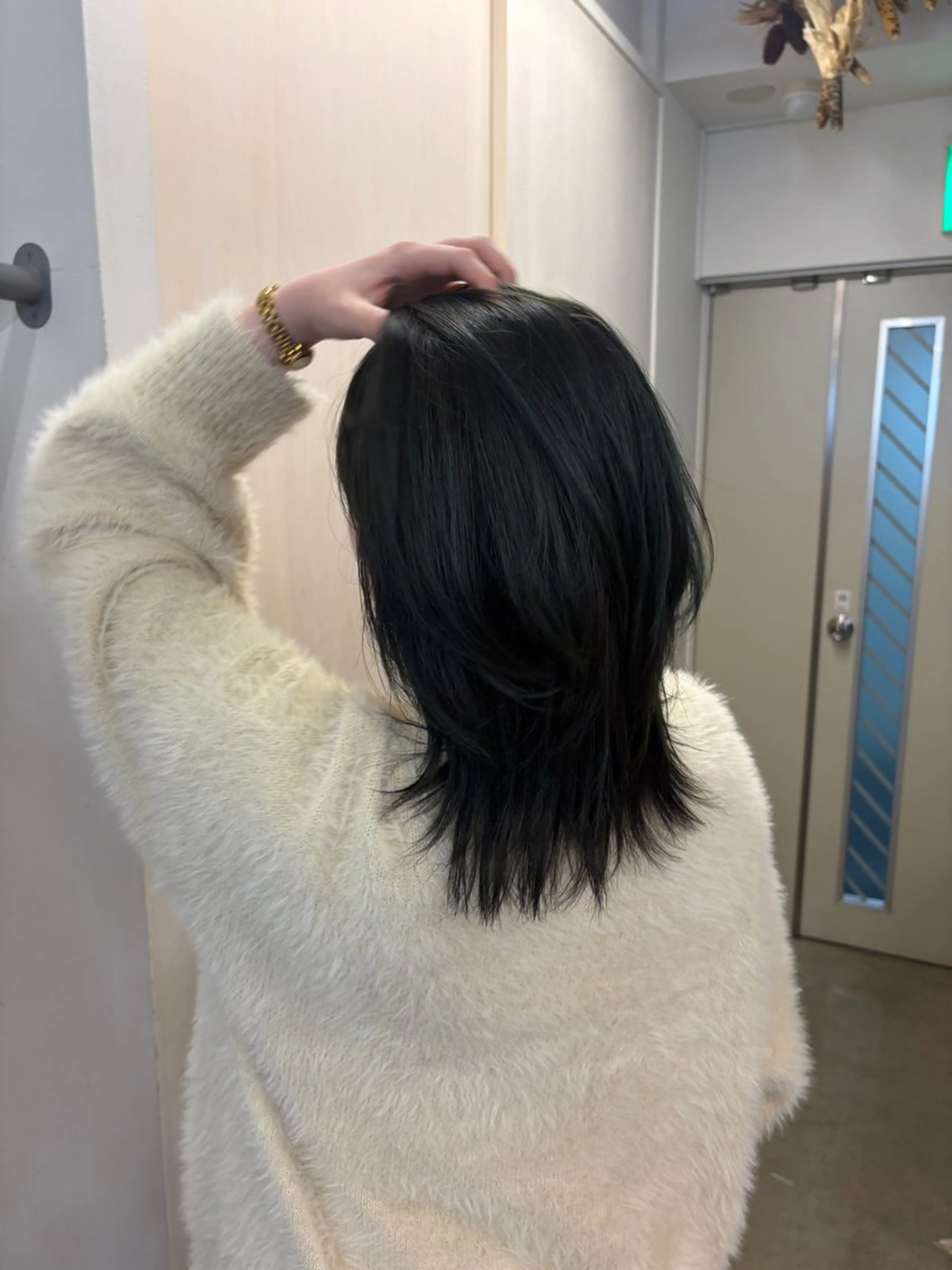 セミロング ヘアカラー kei 🧤⭐️🪐のヘアスタイル