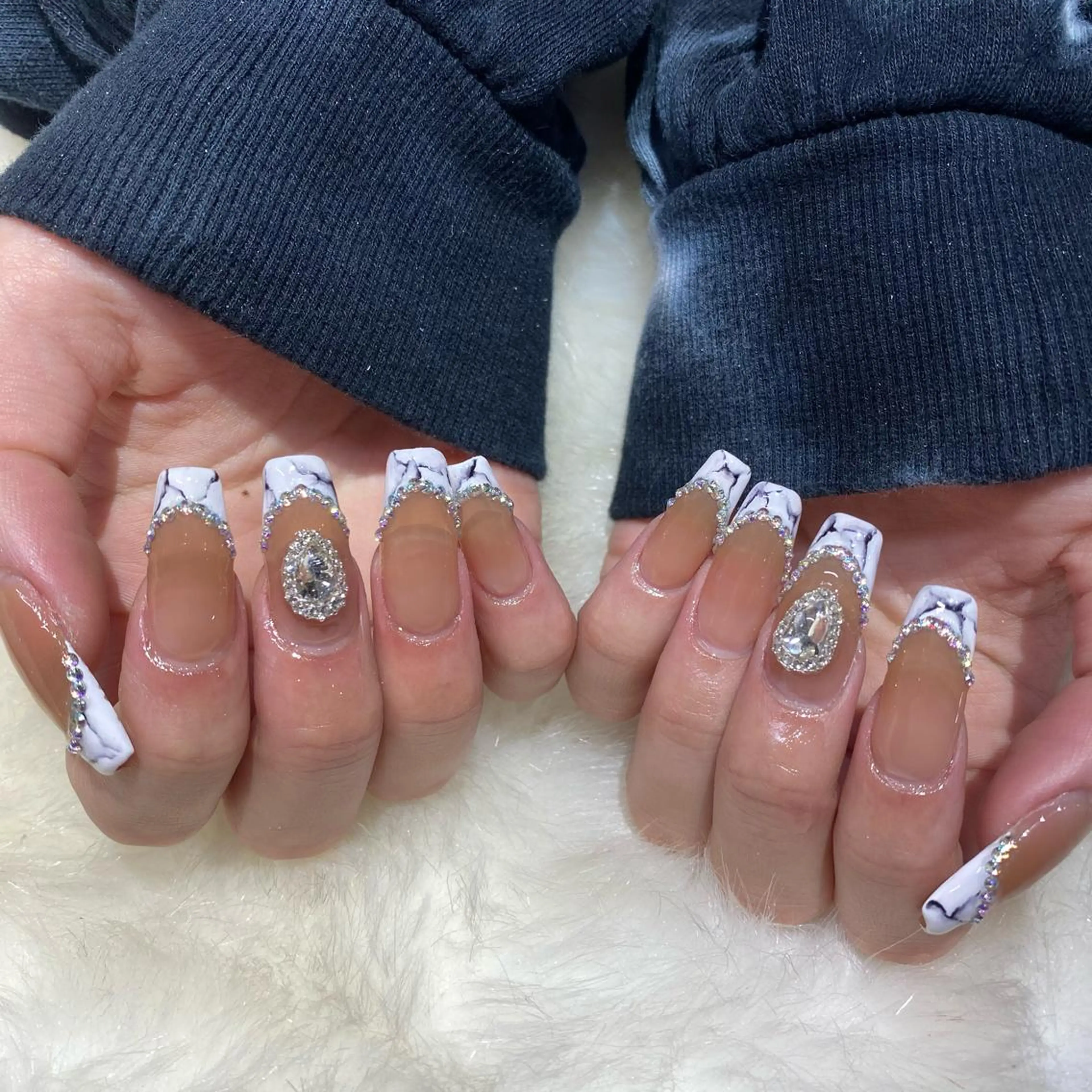 ネイル Amber21.所属・Nagahama Akariのネイルデザイン