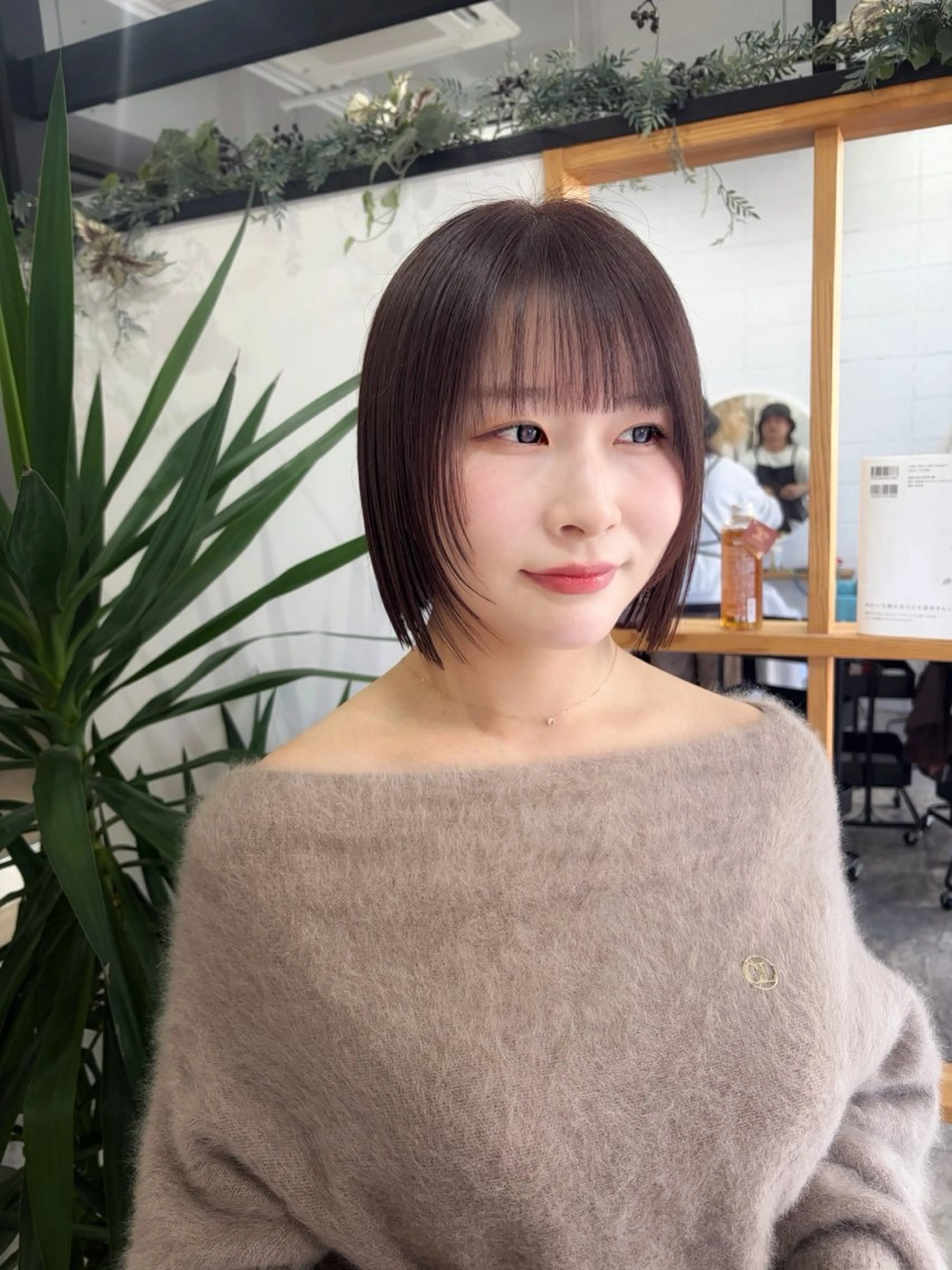 ショート カラー 切りっぱなしボブ ボブレイヤー ボブ レイヤーカット ショートヘア カット ヘアカラー トリートメント レイヤーカット🏆/ 髪質改善🏆/福本凌のヘアスタイル