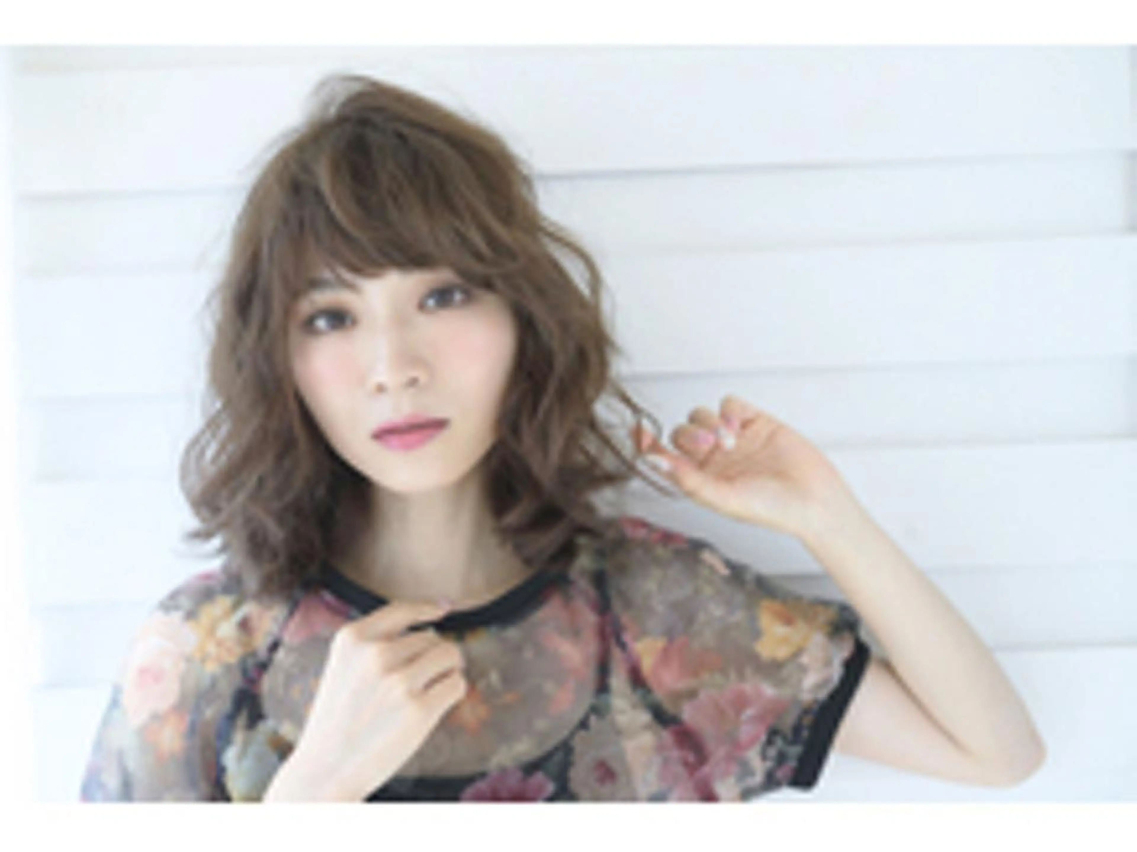 ミディアム カラー ヘアカラー トリートメント Sanctuary 南森町店のヘアスタイル