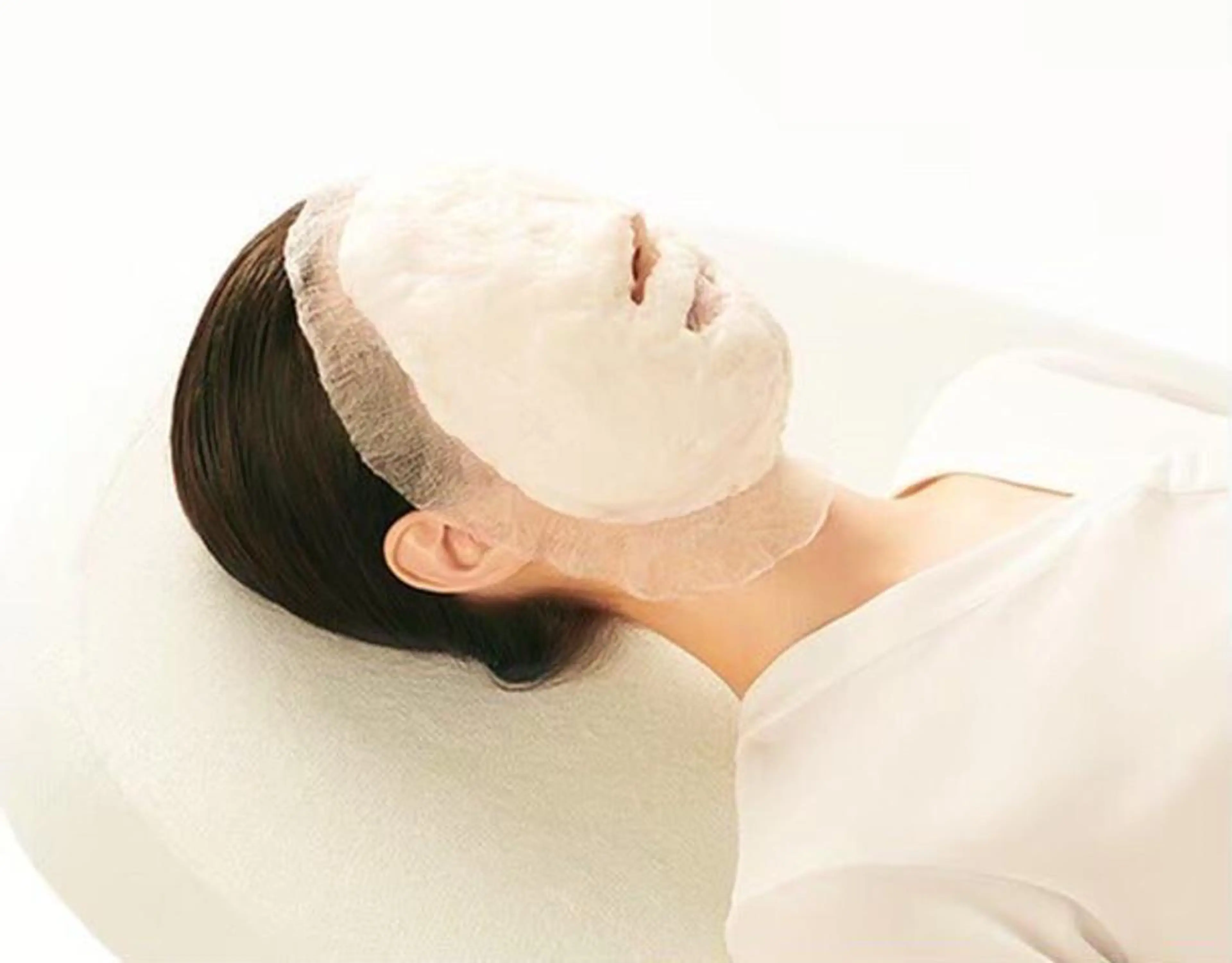 【潤いと透明感アップ✨】クリア&モイスト(高保湿マスク付フェイシャルエステ)(乾燥/ニキビ/くすみ/都度払い)の写真