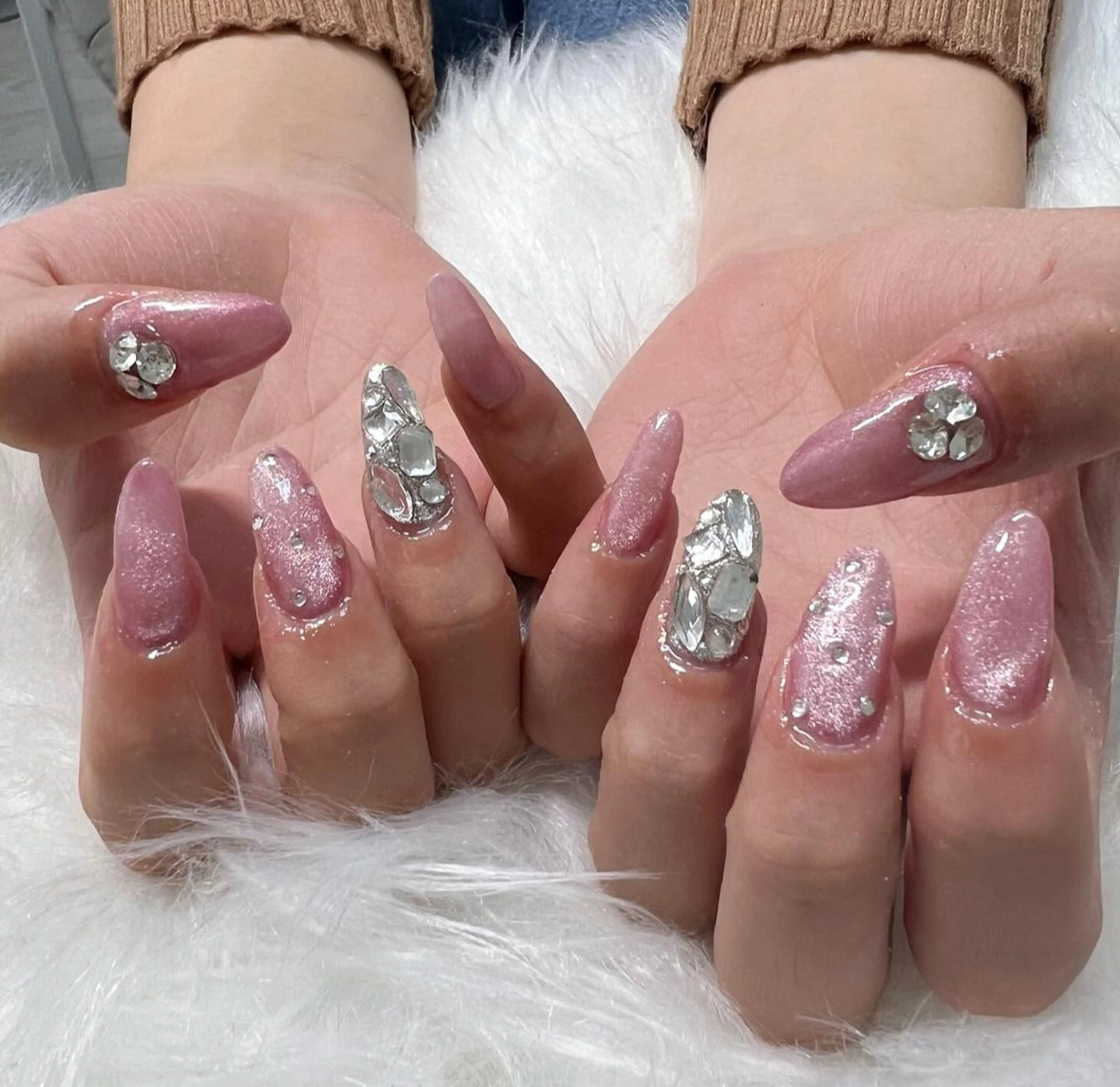 ロング ハンドネイル mao .のネイルデザイン