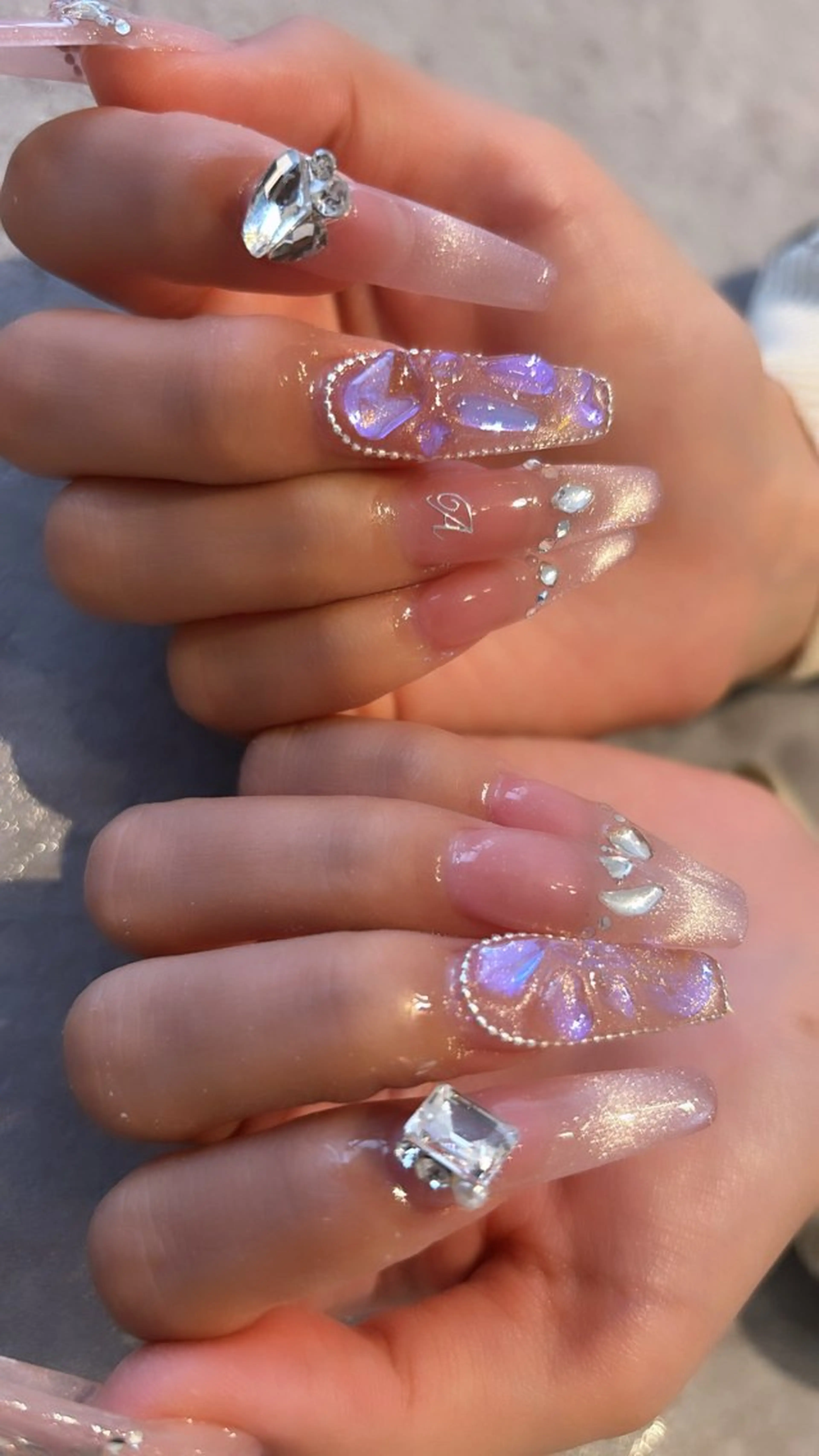 ネイル Mignon所属・Mignon 、のネイルデザイン