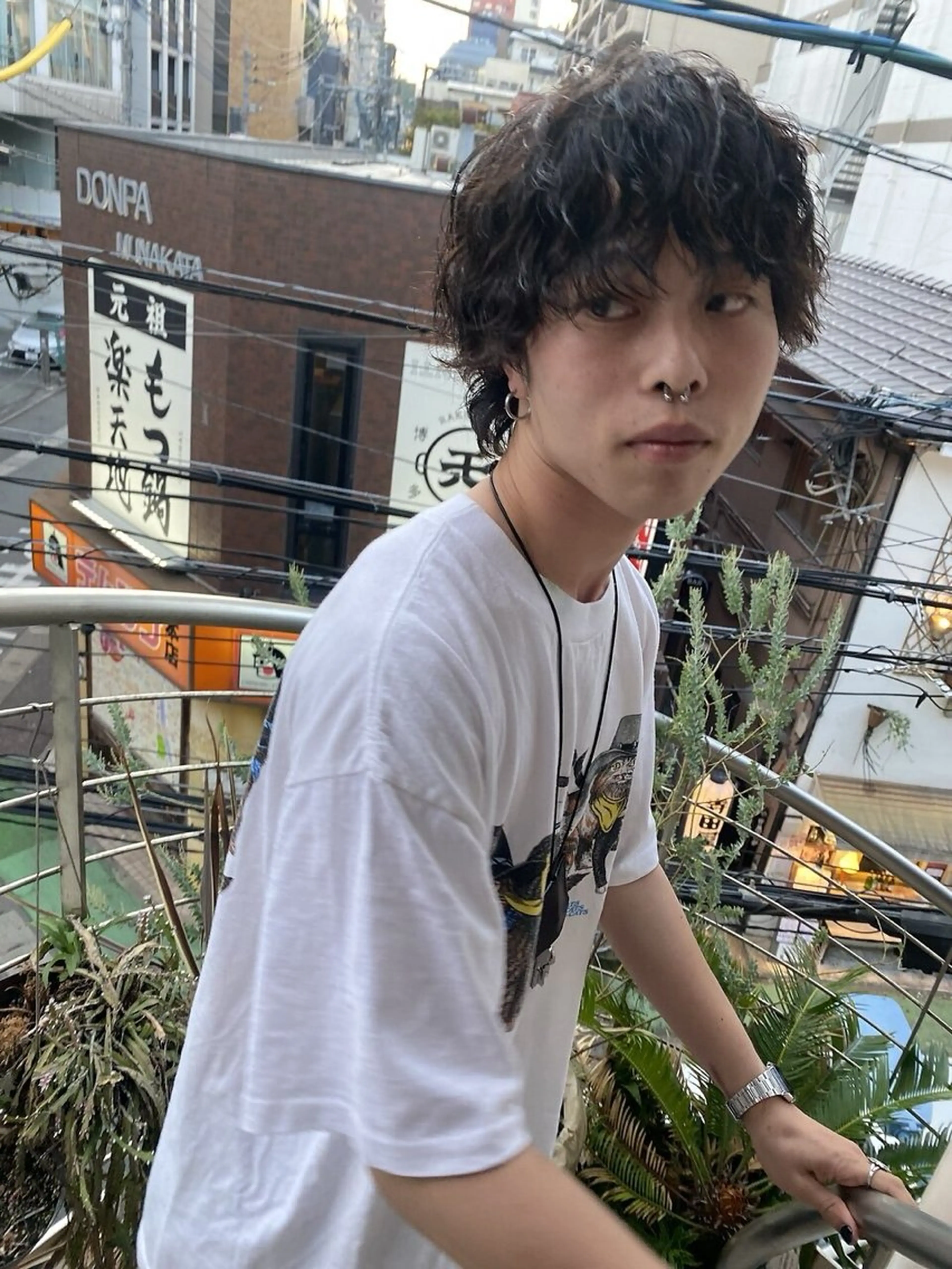 ショート カラー パーマ qiie/ワンカラー メンズカット/カラーのヘアスタイル