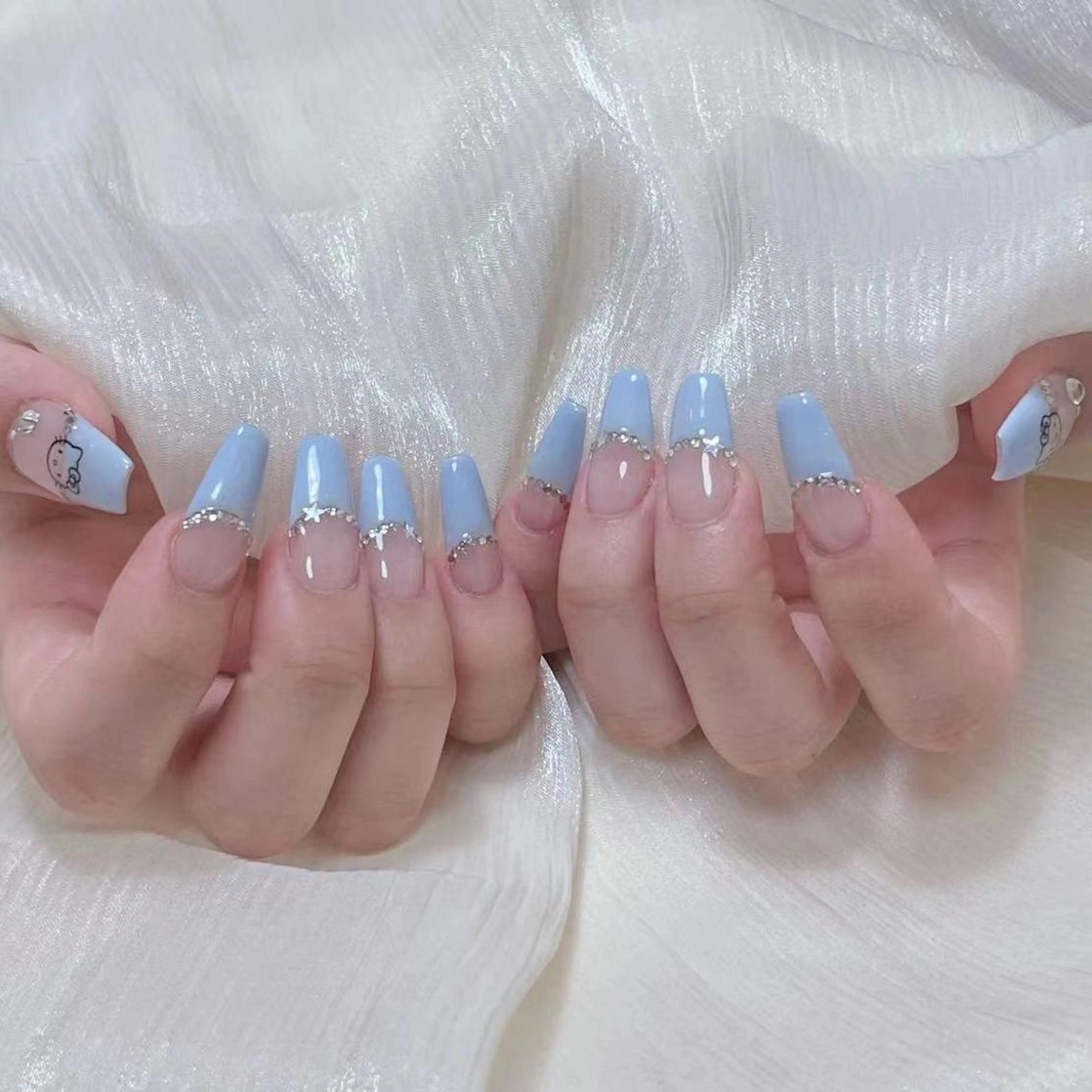 ネイル ハンドネイル DIAMOND 💦のネイルデザイン