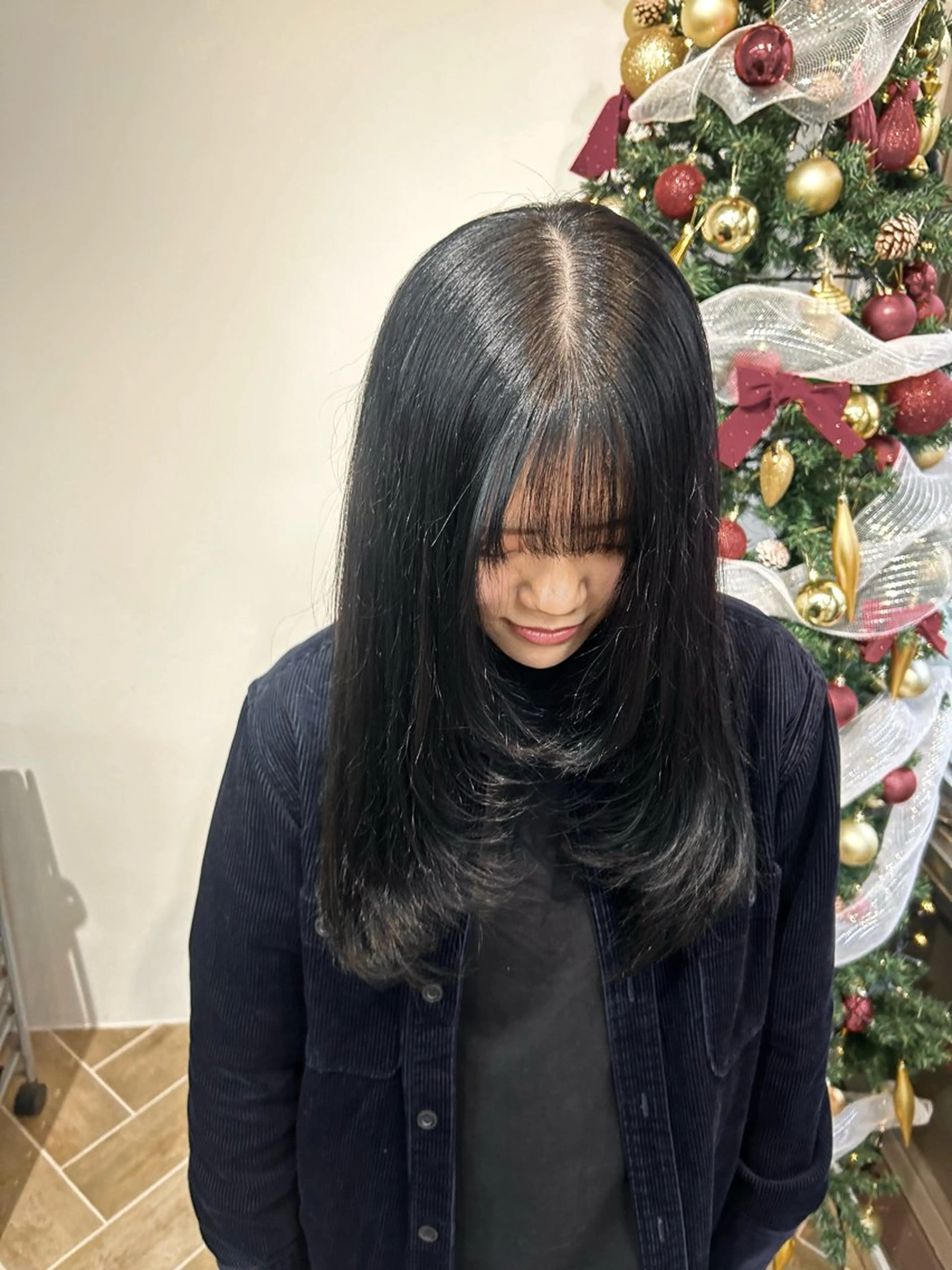 ロング カラー カット ヘアカラー トリートメント ベージュ/ダブルカラ ー/新潟駅/青柳萌果のヘアスタイル