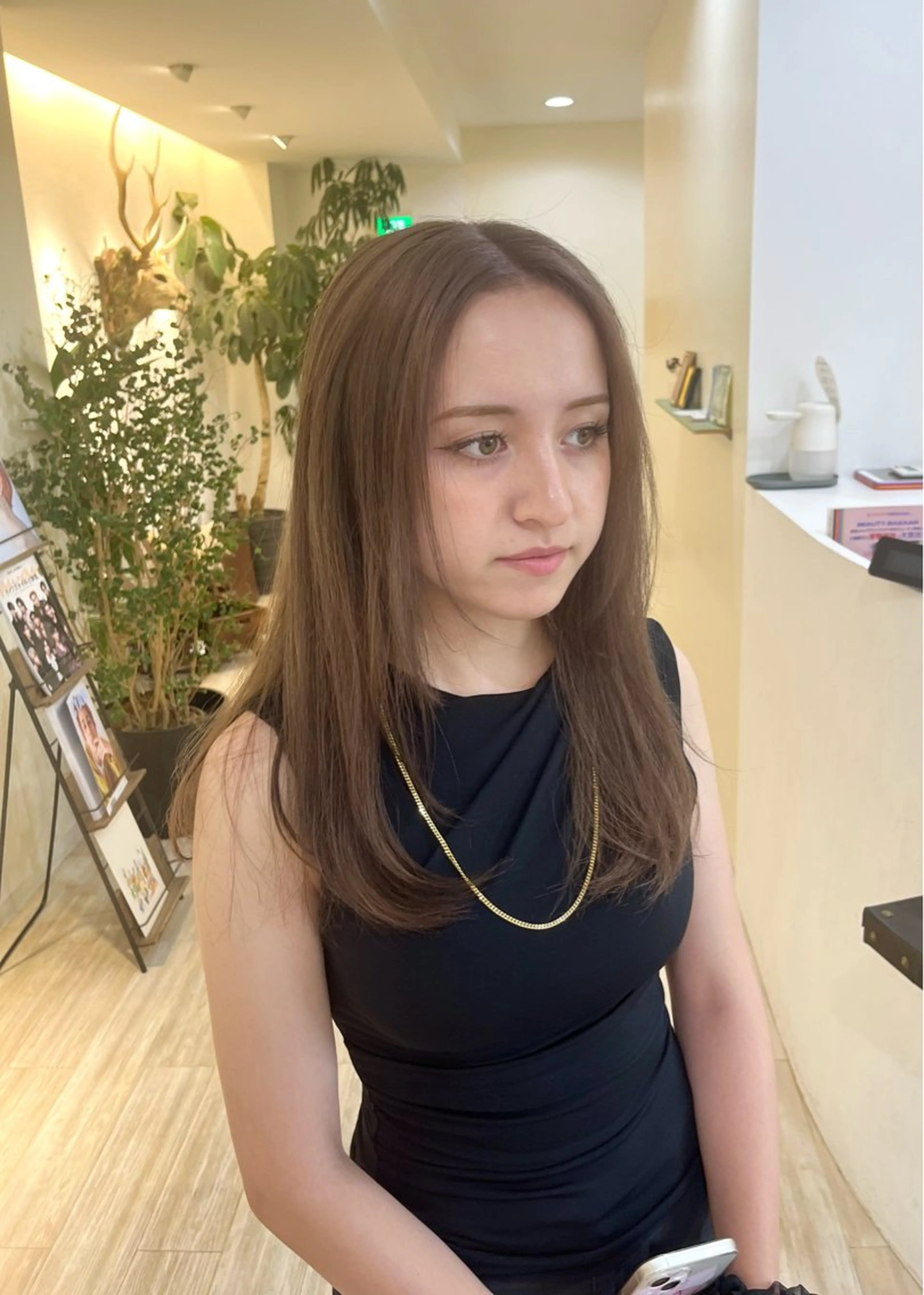 ミディアム カラー つぼみ/パーマ ／レイヤー／ボブのヘアスタイル