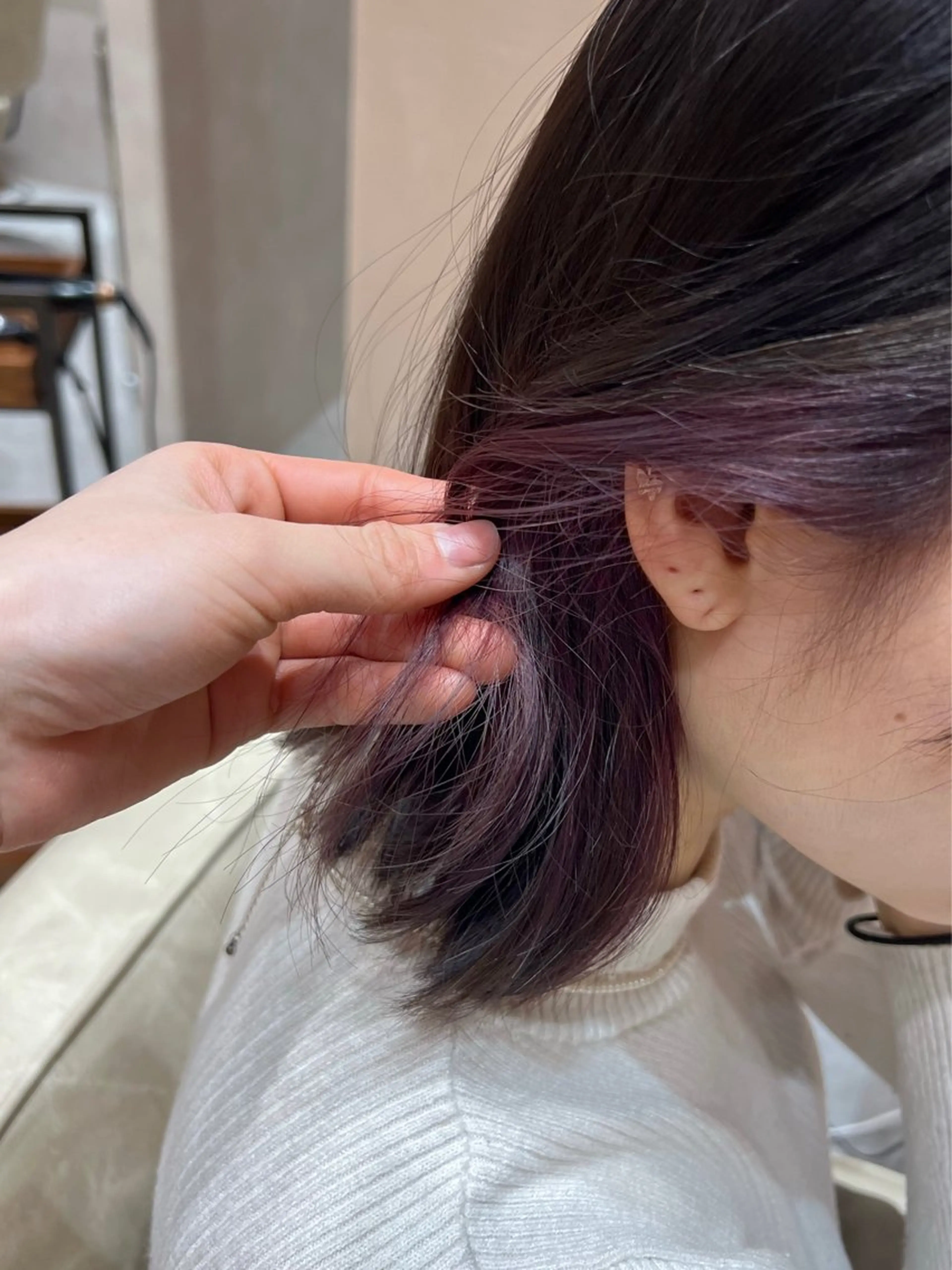 ショート カラー ブリーチ カシス イヤリングカラー インナーカラー パープルカラー ヘアカラー トリートメント 透明感/ダブルカラー /kazui🐈のヘアスタイル