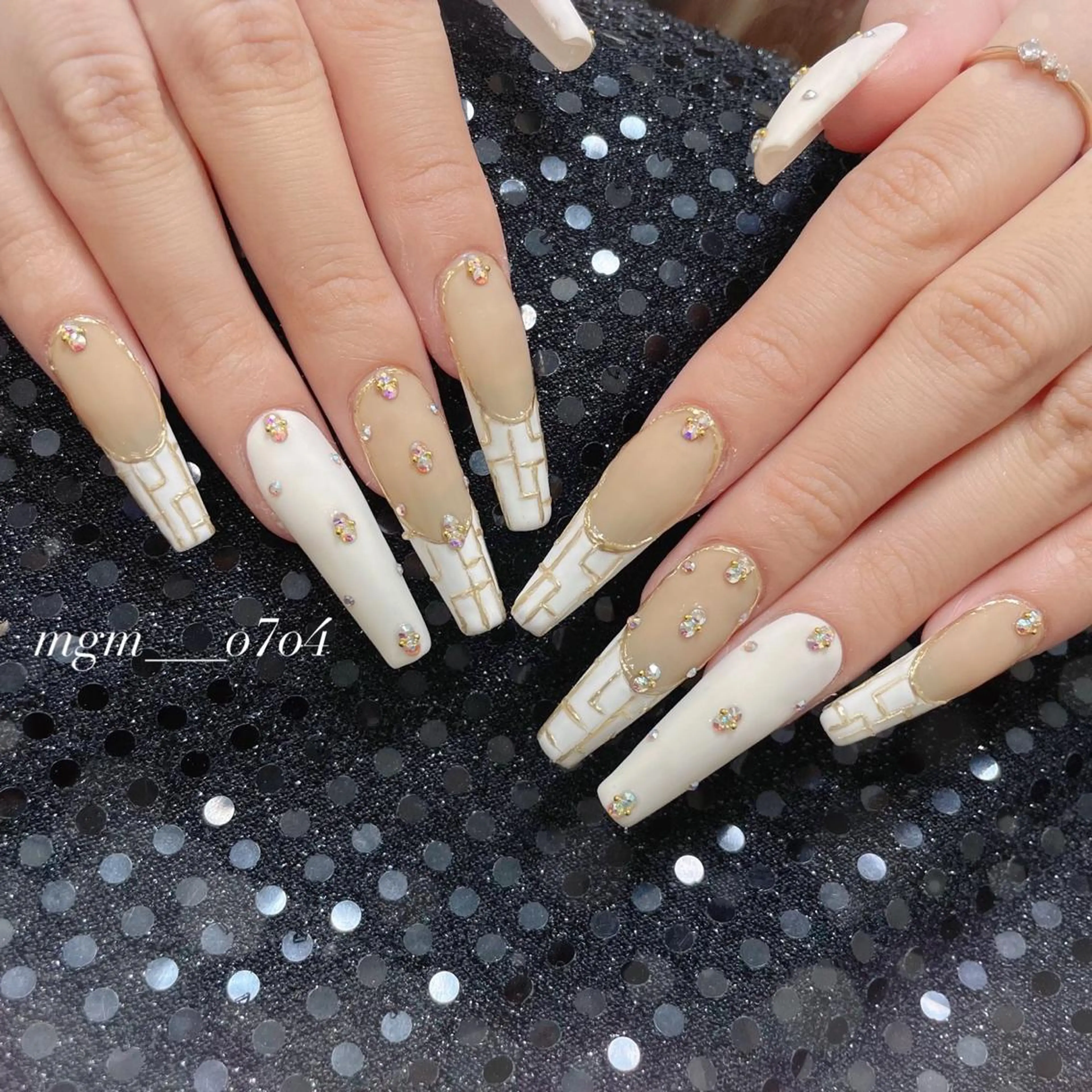 ネイル スカルプネイル ハンドネイル ハンドケア MoON...❤︎ MeGuのネイルデザイン