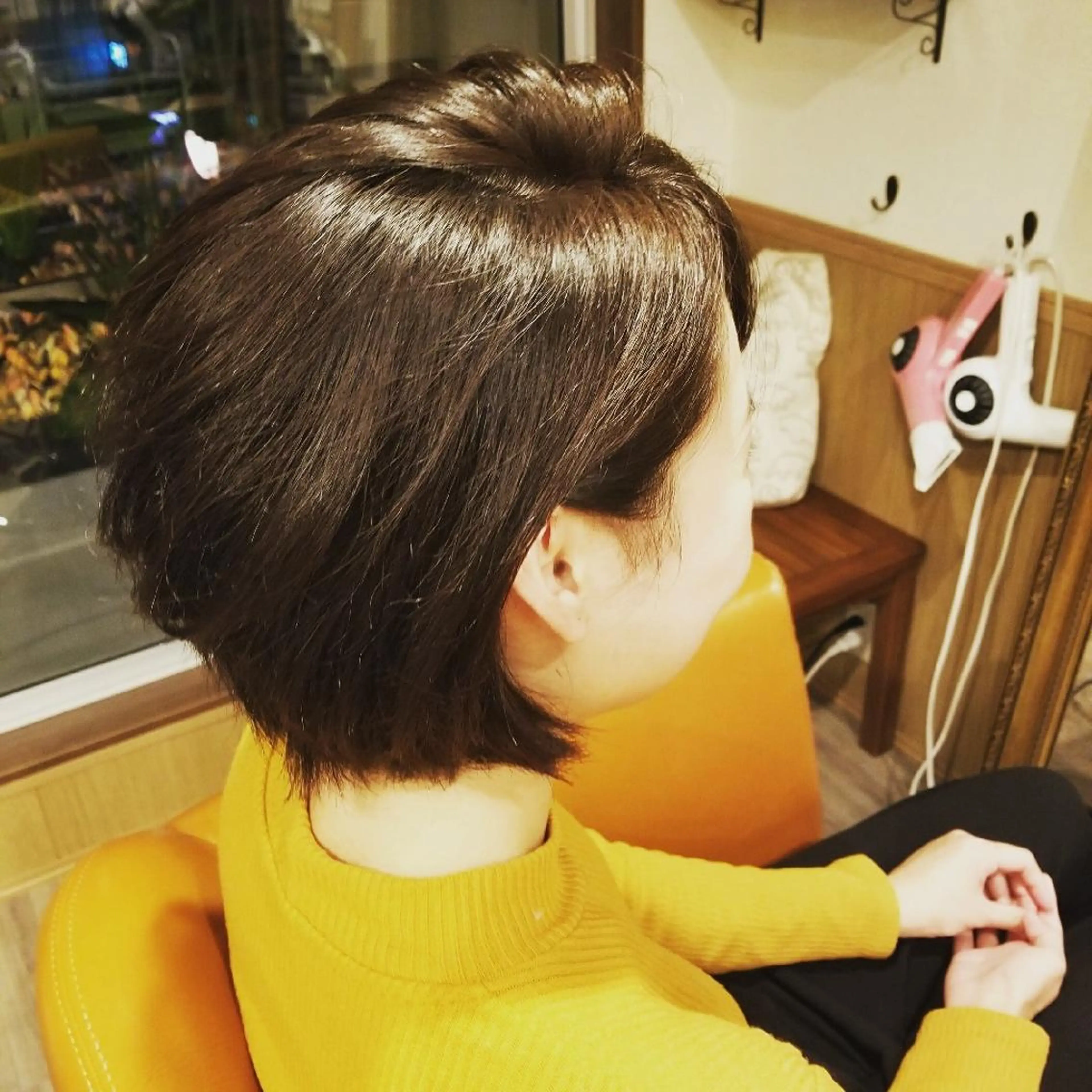 ショート カラー ボブレイヤー アディクシーカラー ボブ レイヤーカット spa hair ark 富井直美のヘアスタイル