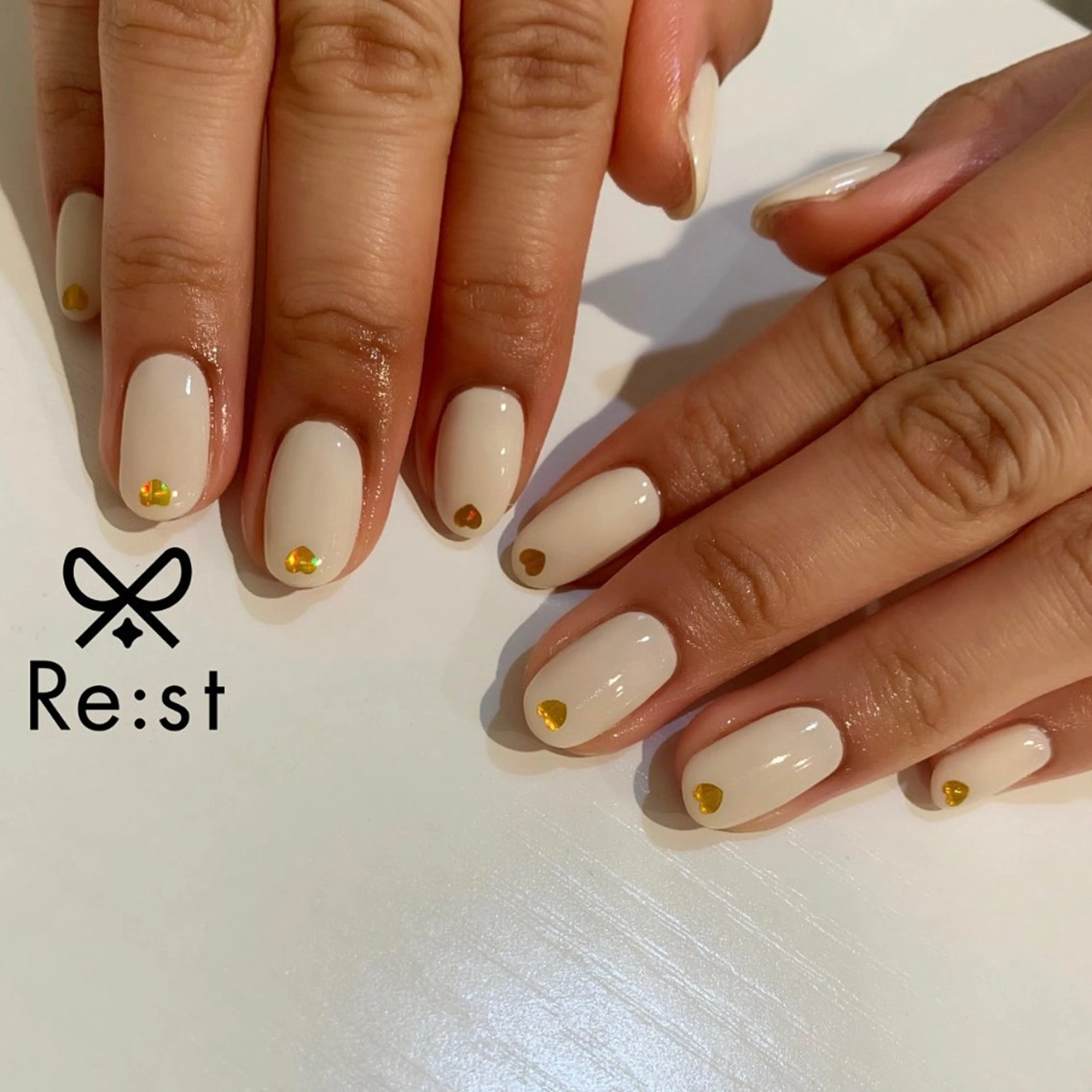 ネイル Re:st(リスト)所属・磯崎 梨乃のネイルデザイン
