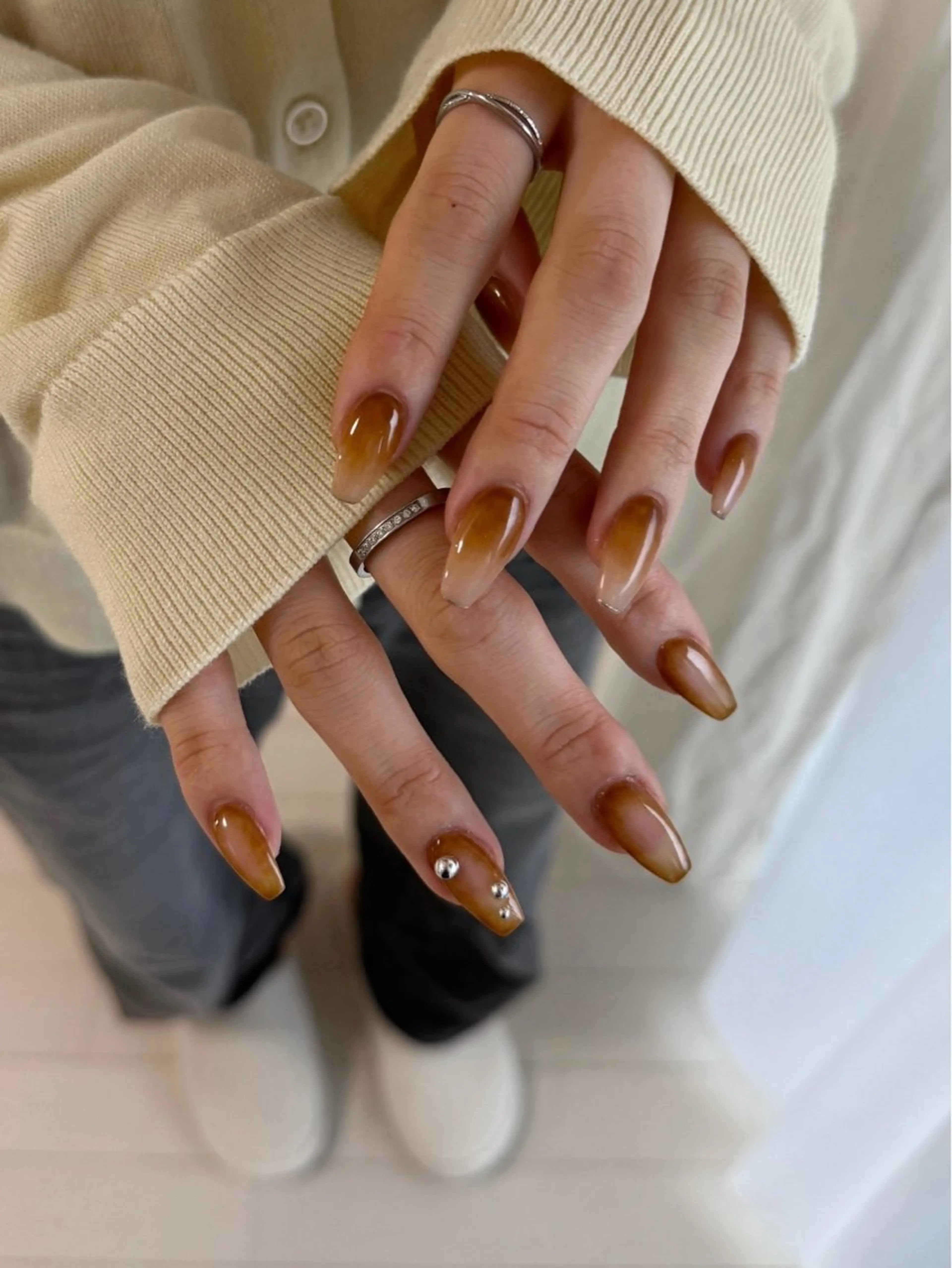 ネイル ハンドネイル フットネイル Lauum ラウームのネイルデザイン