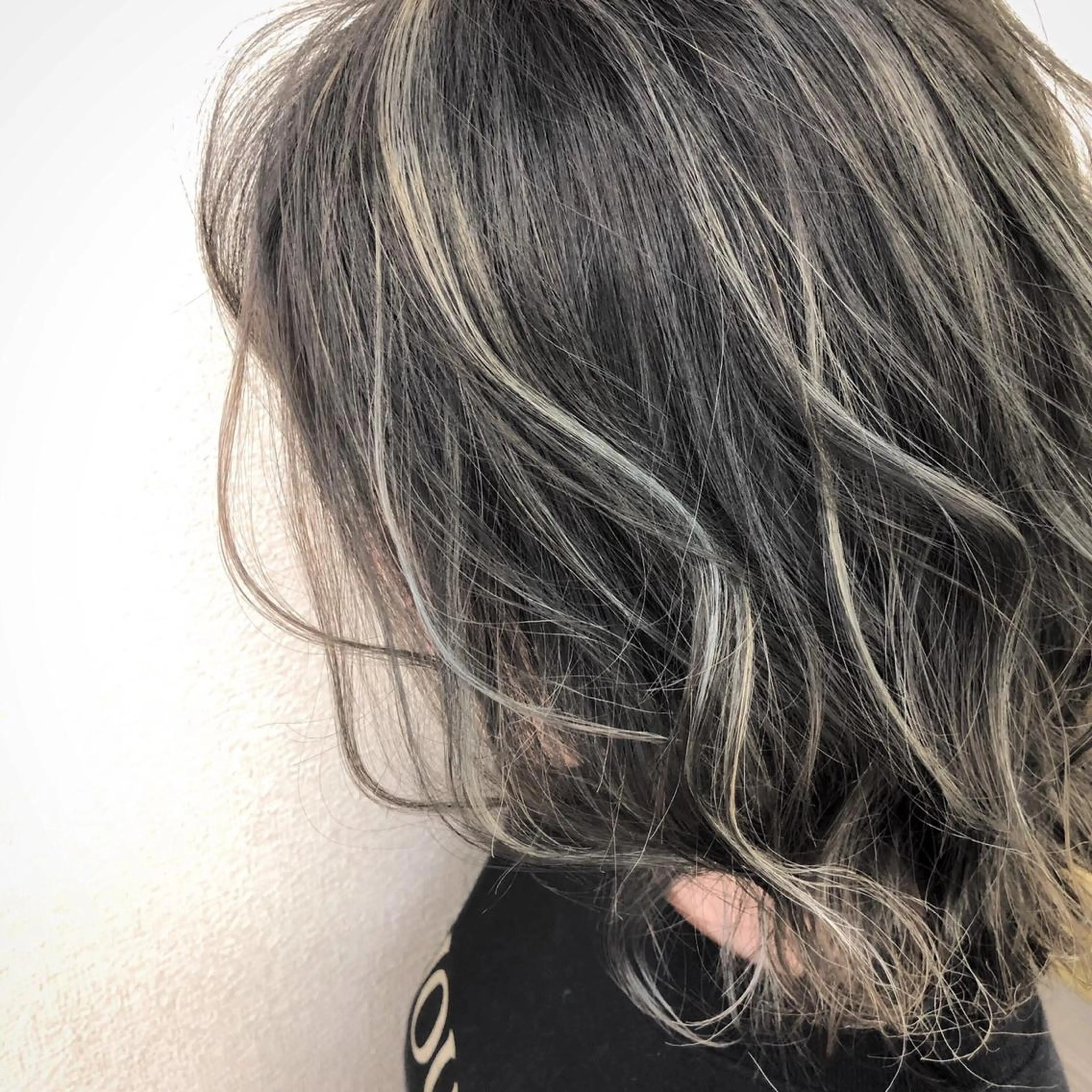 ミディアム カラー EARTH 越谷店のヘアスタイル