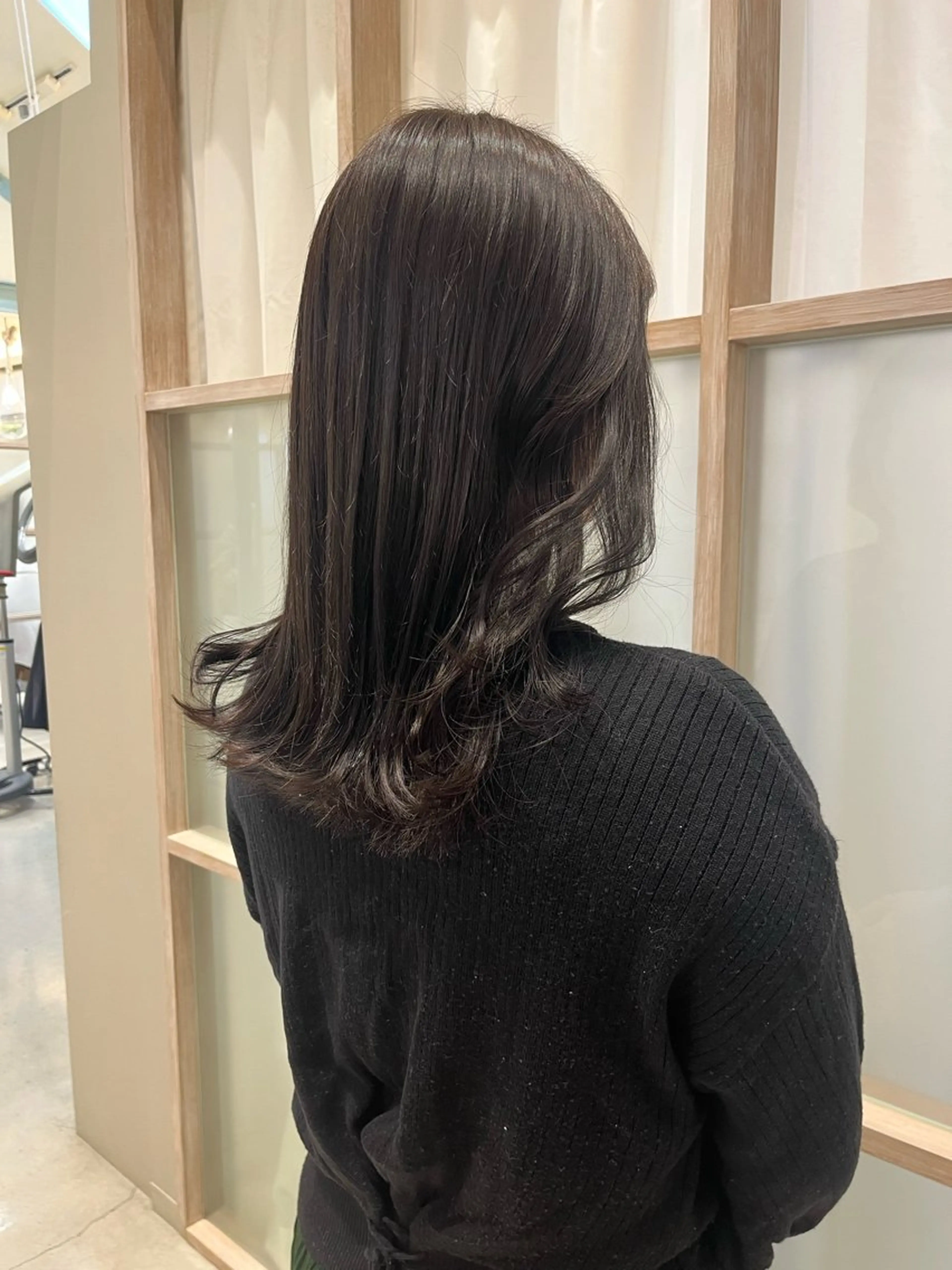 セミロング カラー 加藤 風花のヘアスタイル