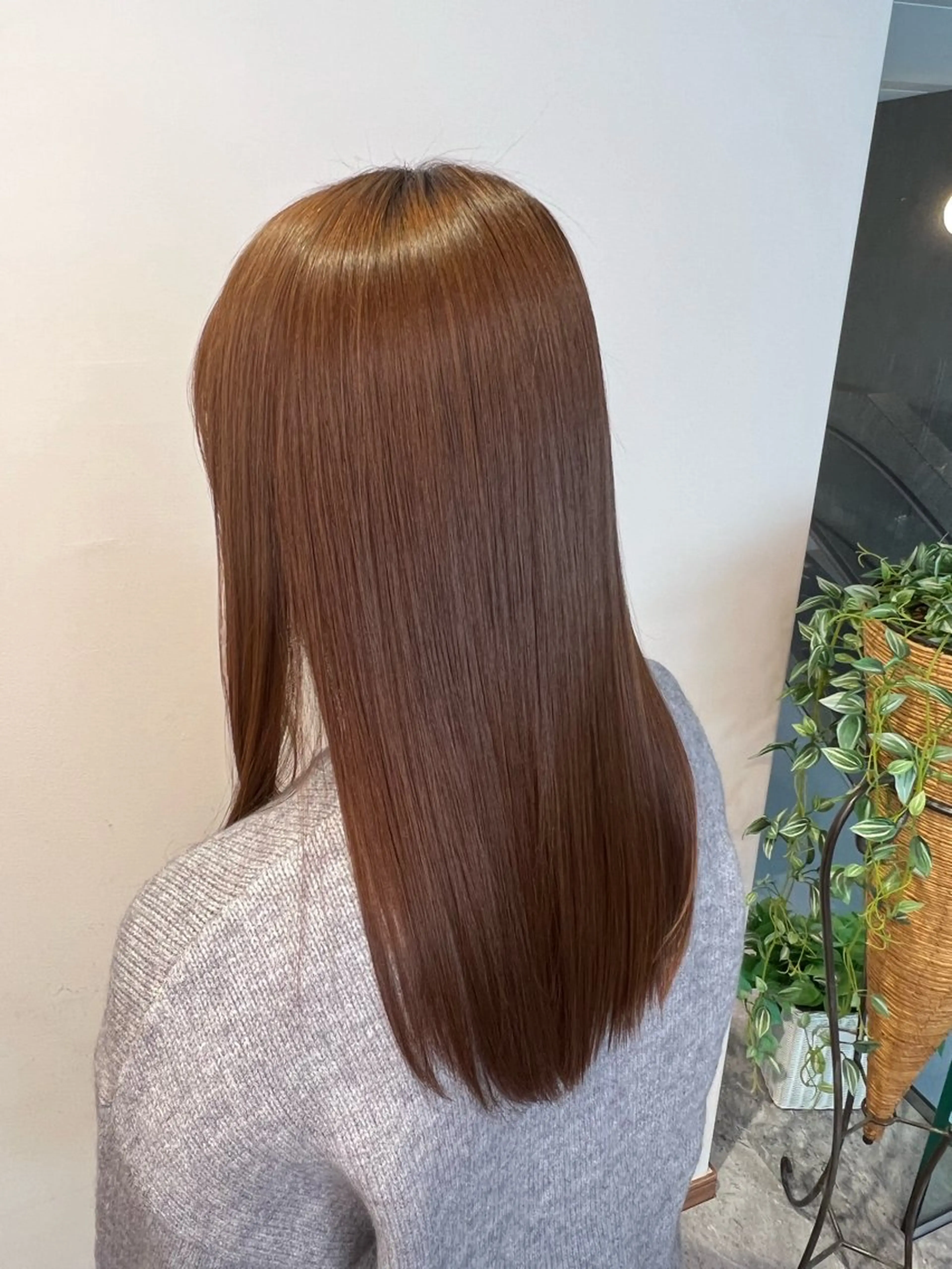 ロング グラースアンジュ浦和ワシントンホテル店所属・新井 愛佳のヘアスタイル