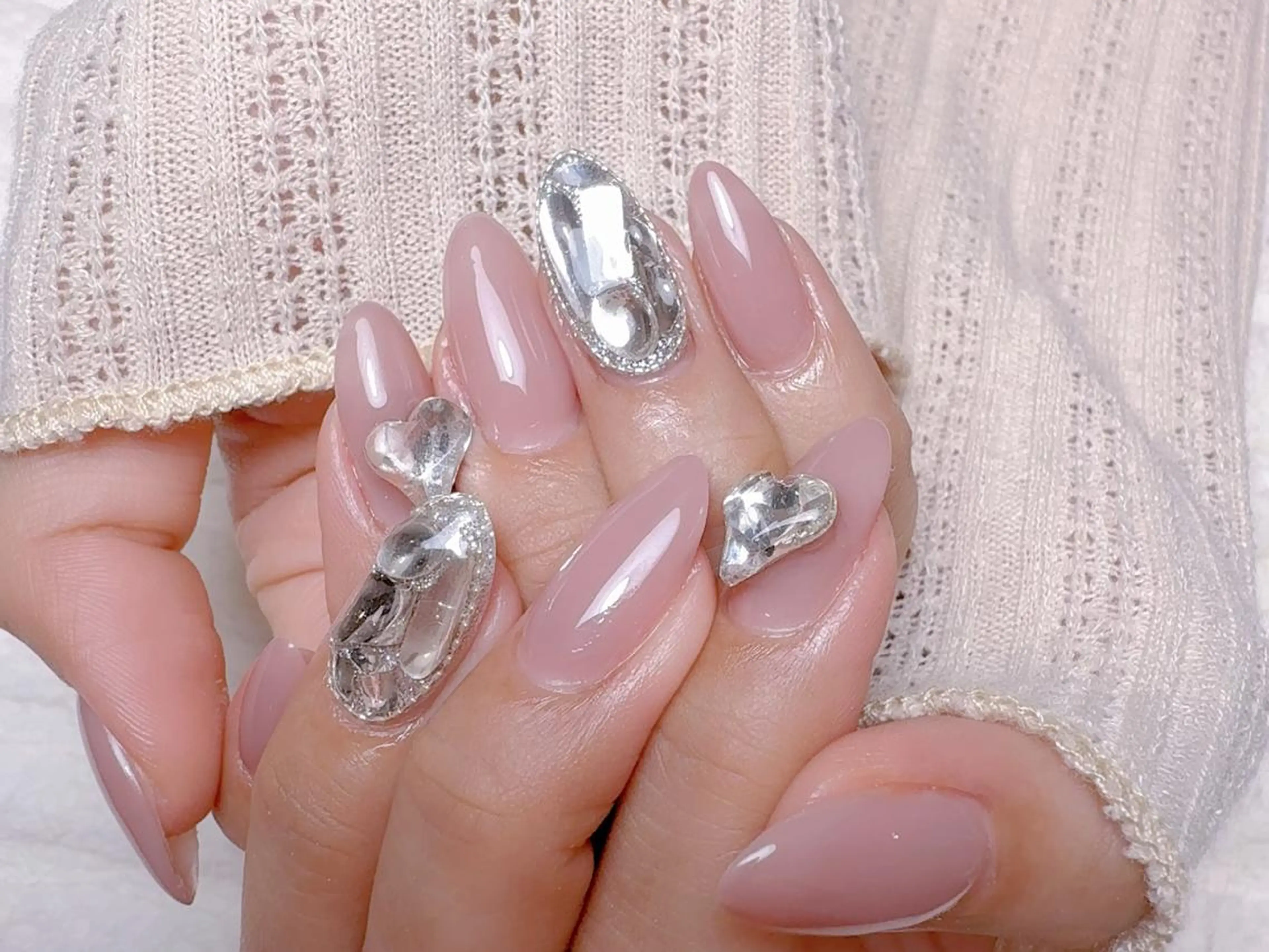 ネイル ストーンネイル cat‘s nail🐈‍⬛のネイルデザイン