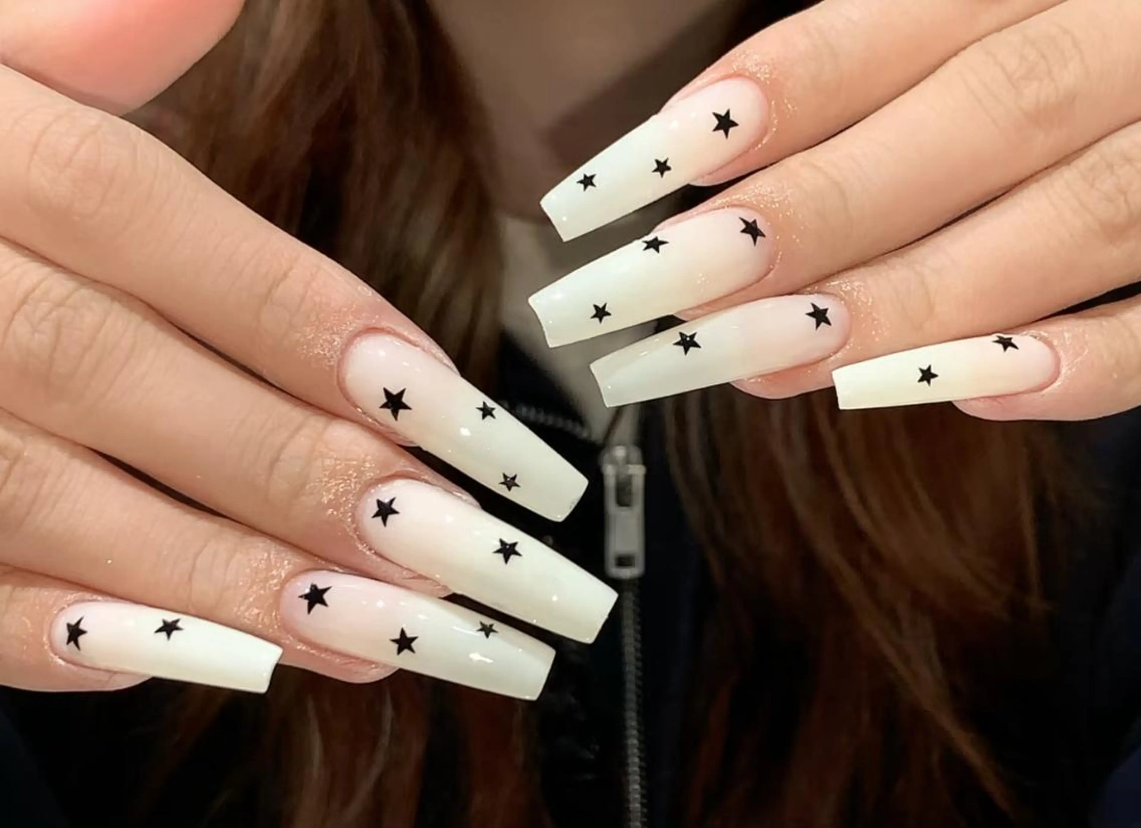 ネイル ハンドネイル 🎀 Ayaka_nailのネイルデザイン