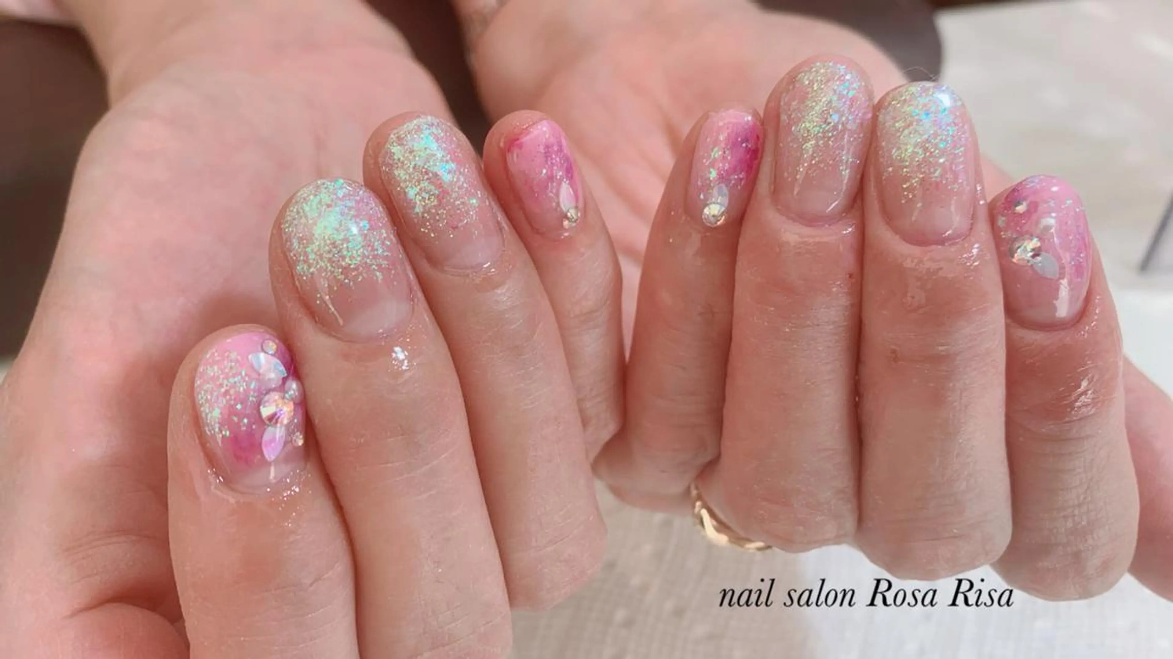 ショート ネイル ネイルスタジオ シェイクユアハンズのネイルデザイン