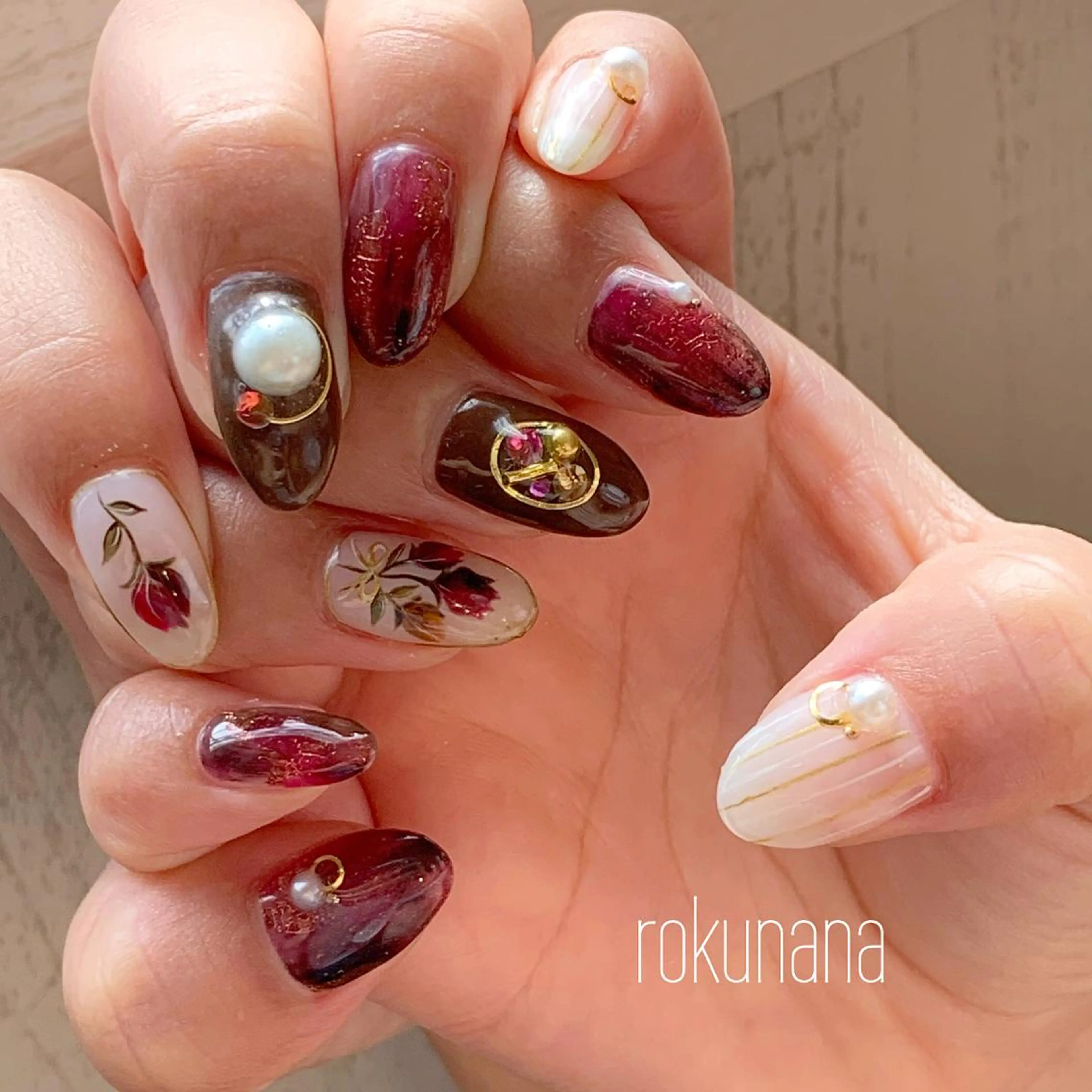 ネイル rokunana 佐野のネイルデザイン