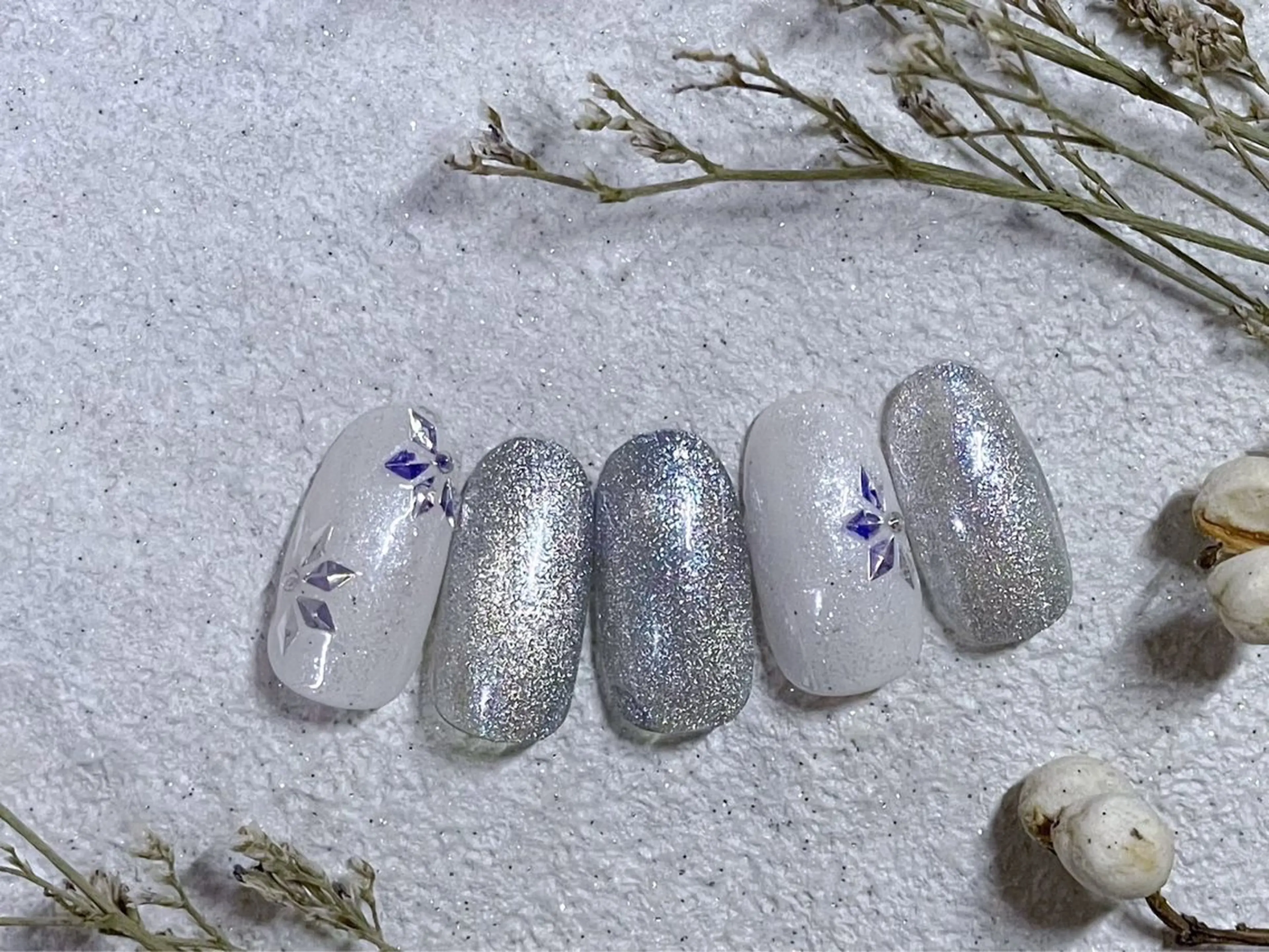 ネイル オーロラネイル フットネイル フレンチネイル ジェルネイル 韓国ネイル ハンドネイル kiki nail 二子玉川のネイルデザイン