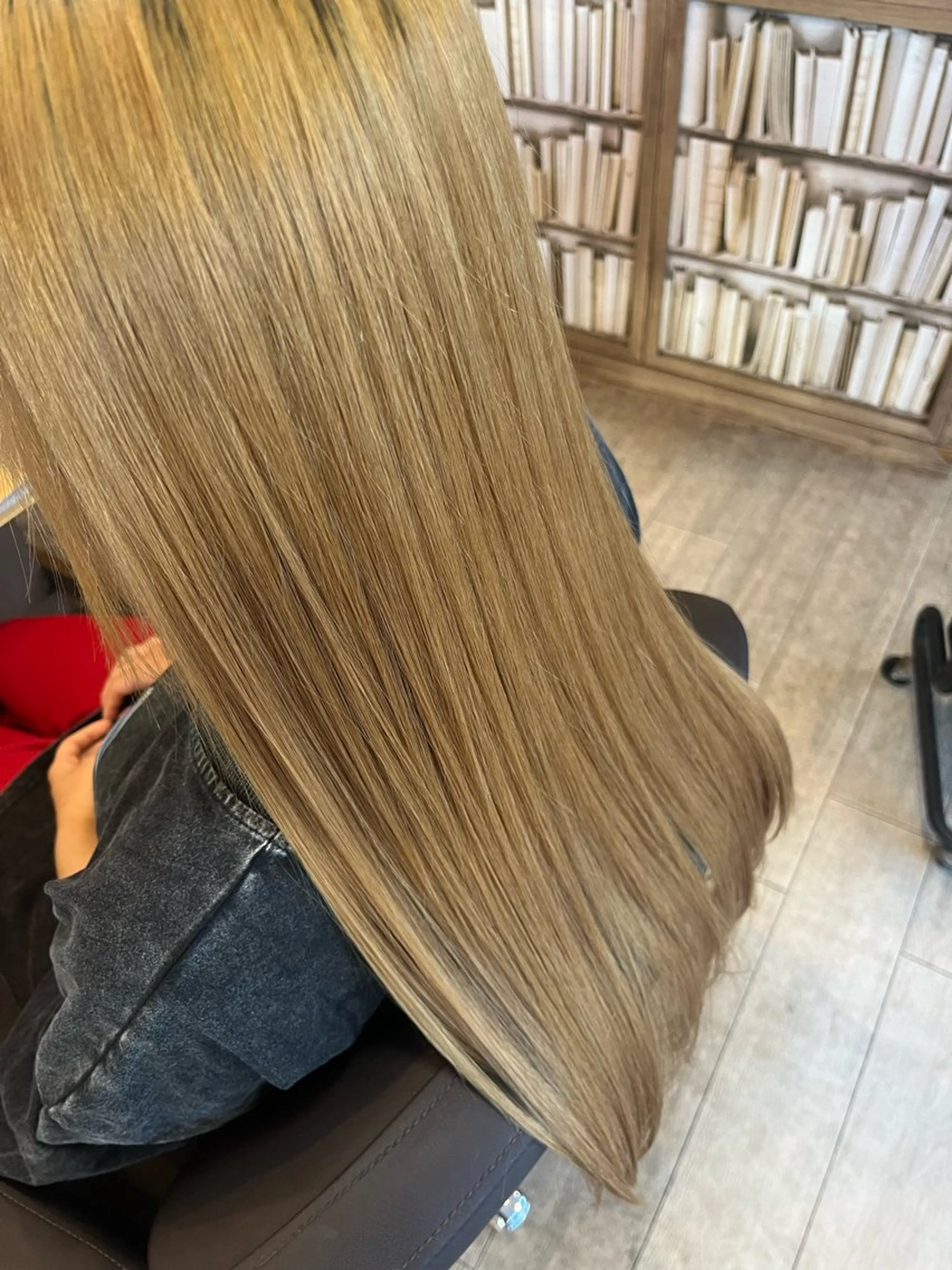 ロング 酸性ストレート TRUTH鎌ヶ谷店 yumeのヘアスタイル