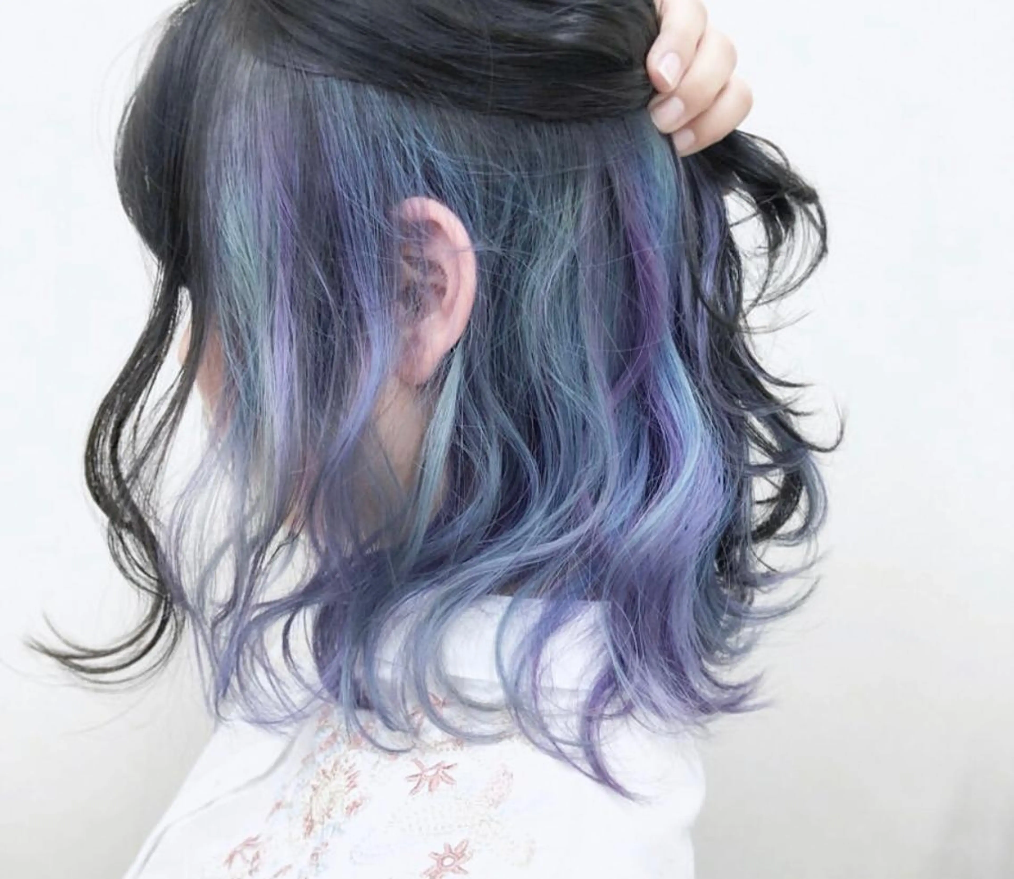 ミディアム カラー 似合わせ レイヤー須川のヘアスタイル