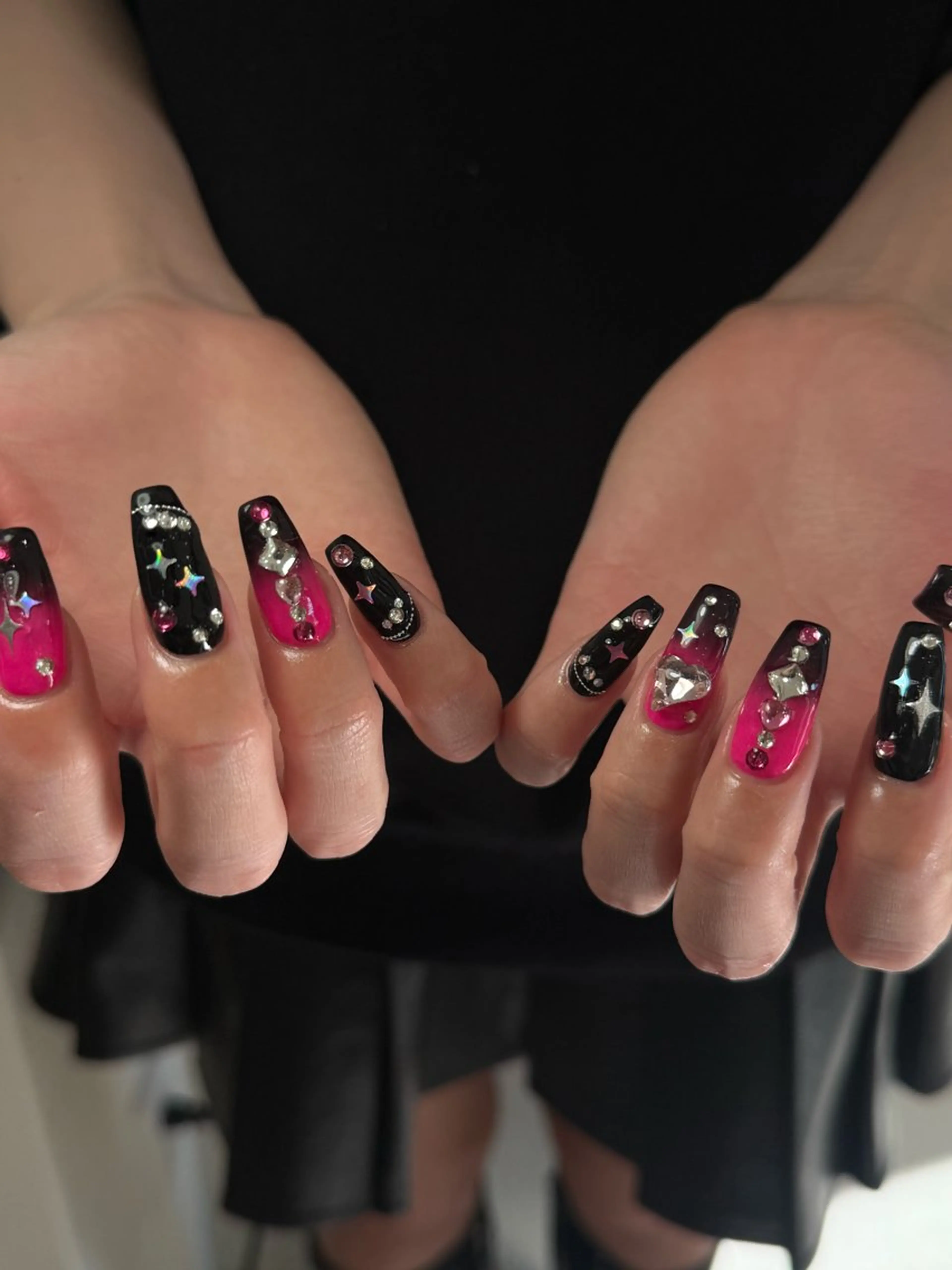 ネイル neouv所属・NEOUV_ mikuのネイルデザイン