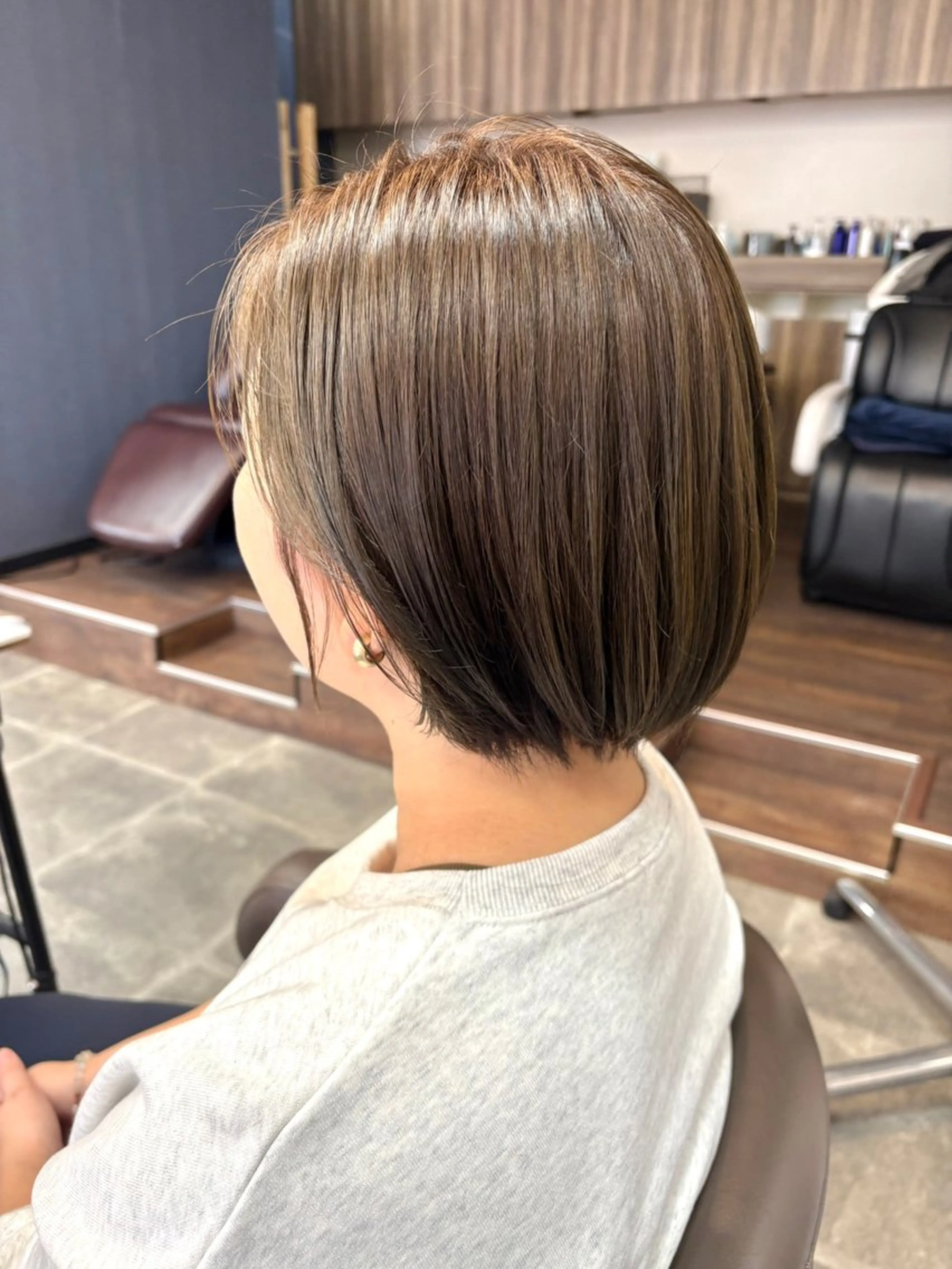 ショート 野崎  由理のヘアスタイル