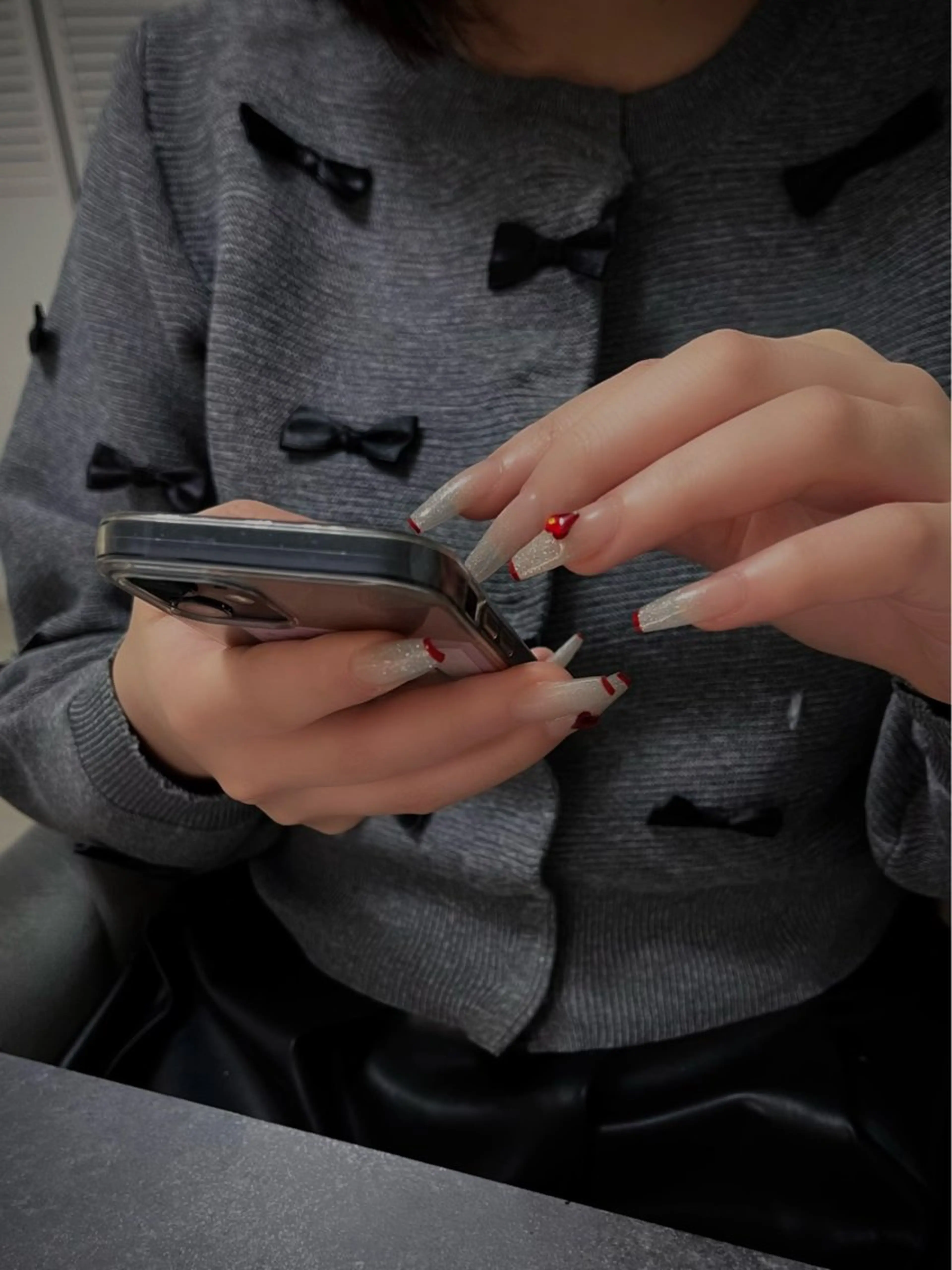 ネイル キラキラネイル マグネットネイル ワンカラーネイル スカルプネイル ワンホンネイル nine.🦋 YUKOのネイルデザイン