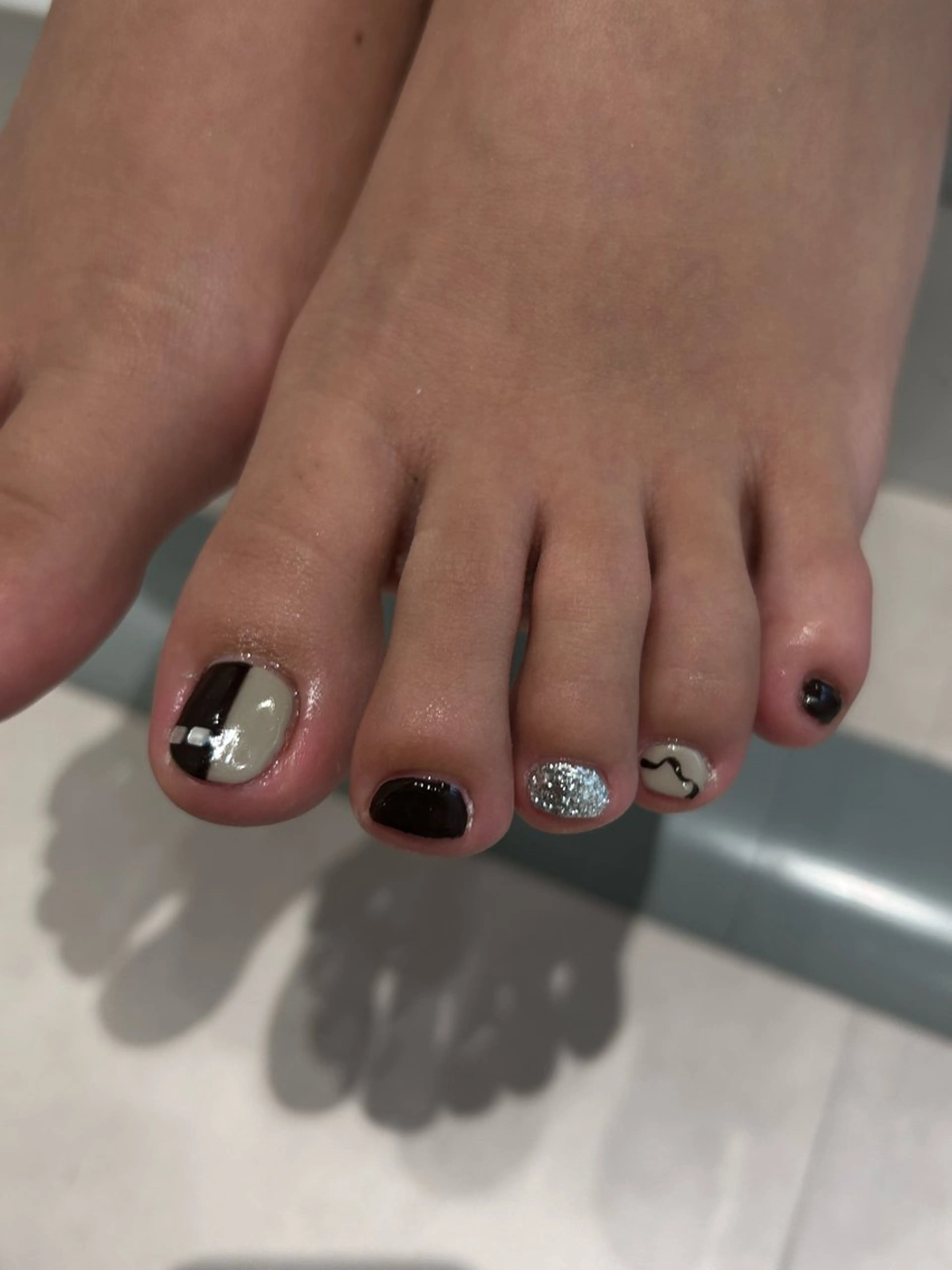 ネイル DEEokazaki momonaのネイルデザイン