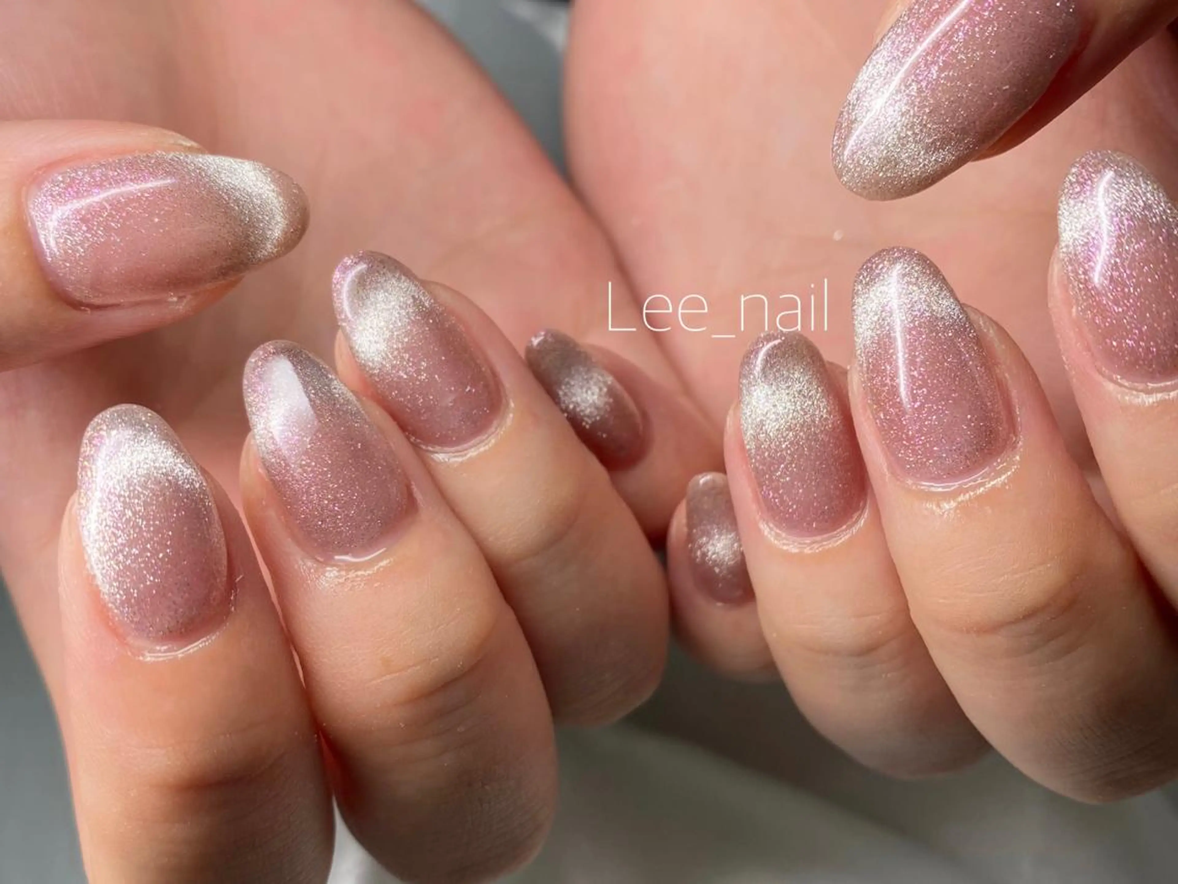 ネイル マグネットネイル マグネットワンカラー ワンカラーネイル ピンク ハンドネイル Lee_ nailのネイルデザイン