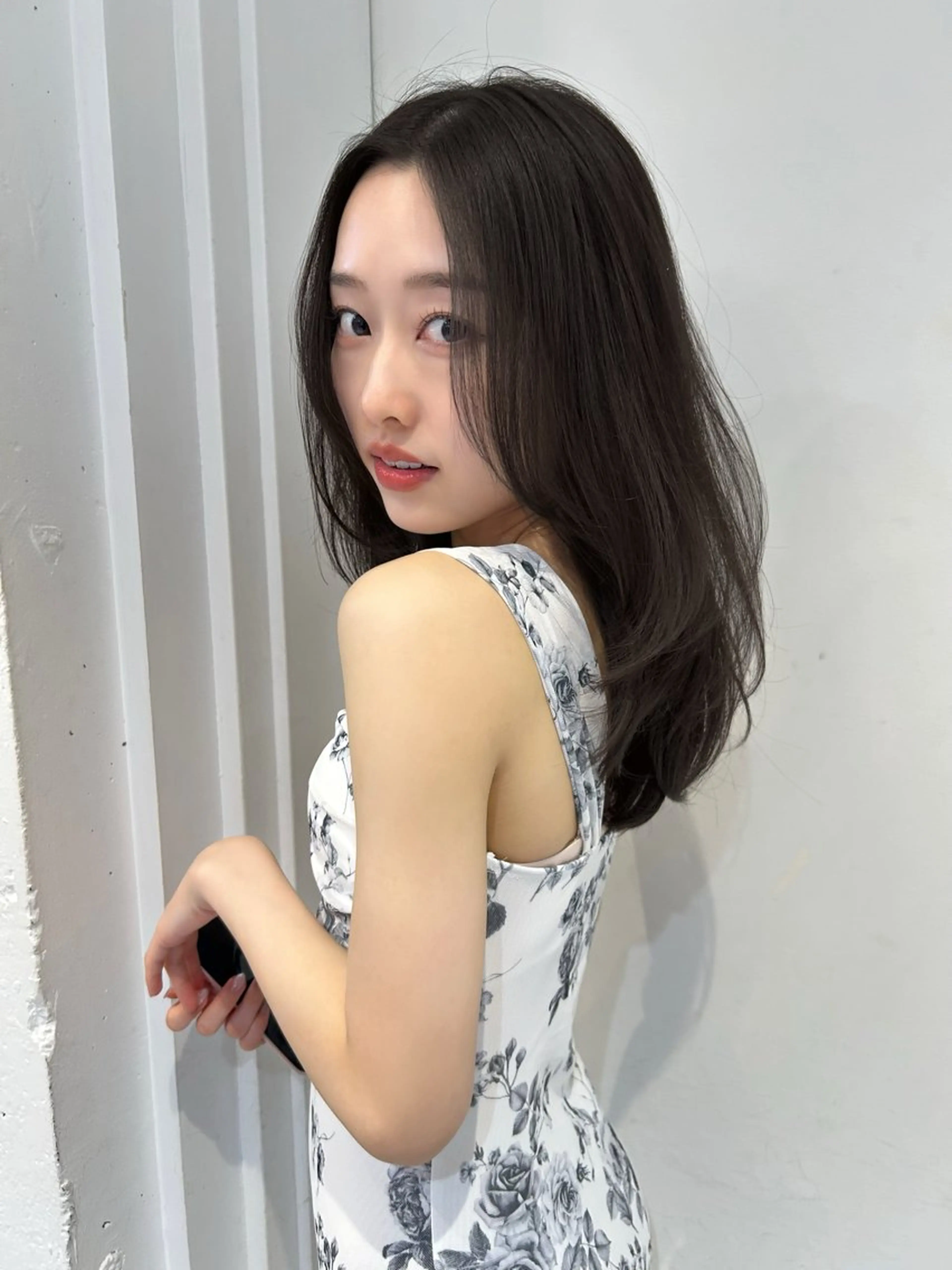 セミロング カラー ❄️暗髪/透明感❄️ /reyのヘアスタイル