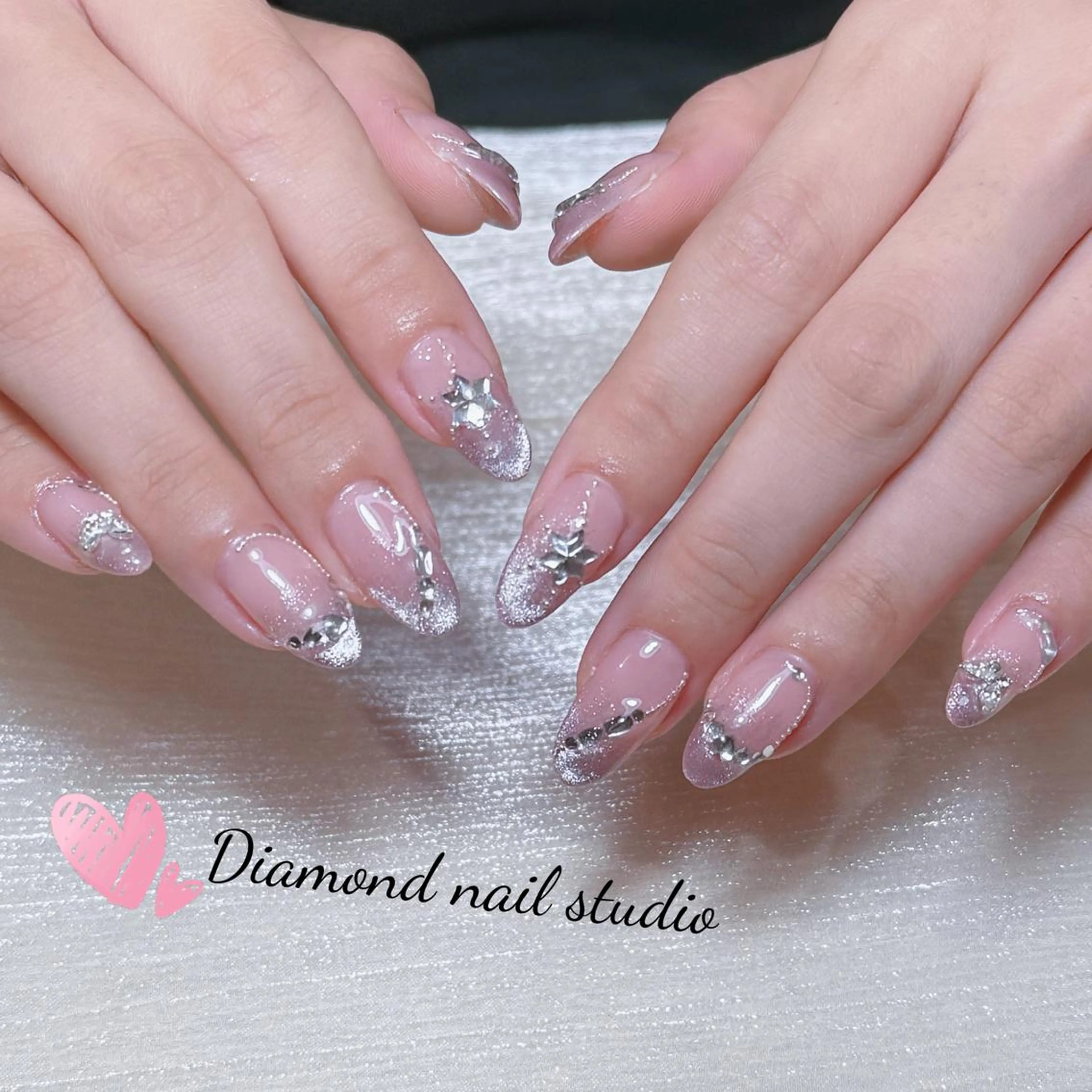ネイル アートネイル オーロラネイル ガーリー キラキラネイル 韓国ネイル ハンドネイル Diamond NAIL💝のネイルデザイン