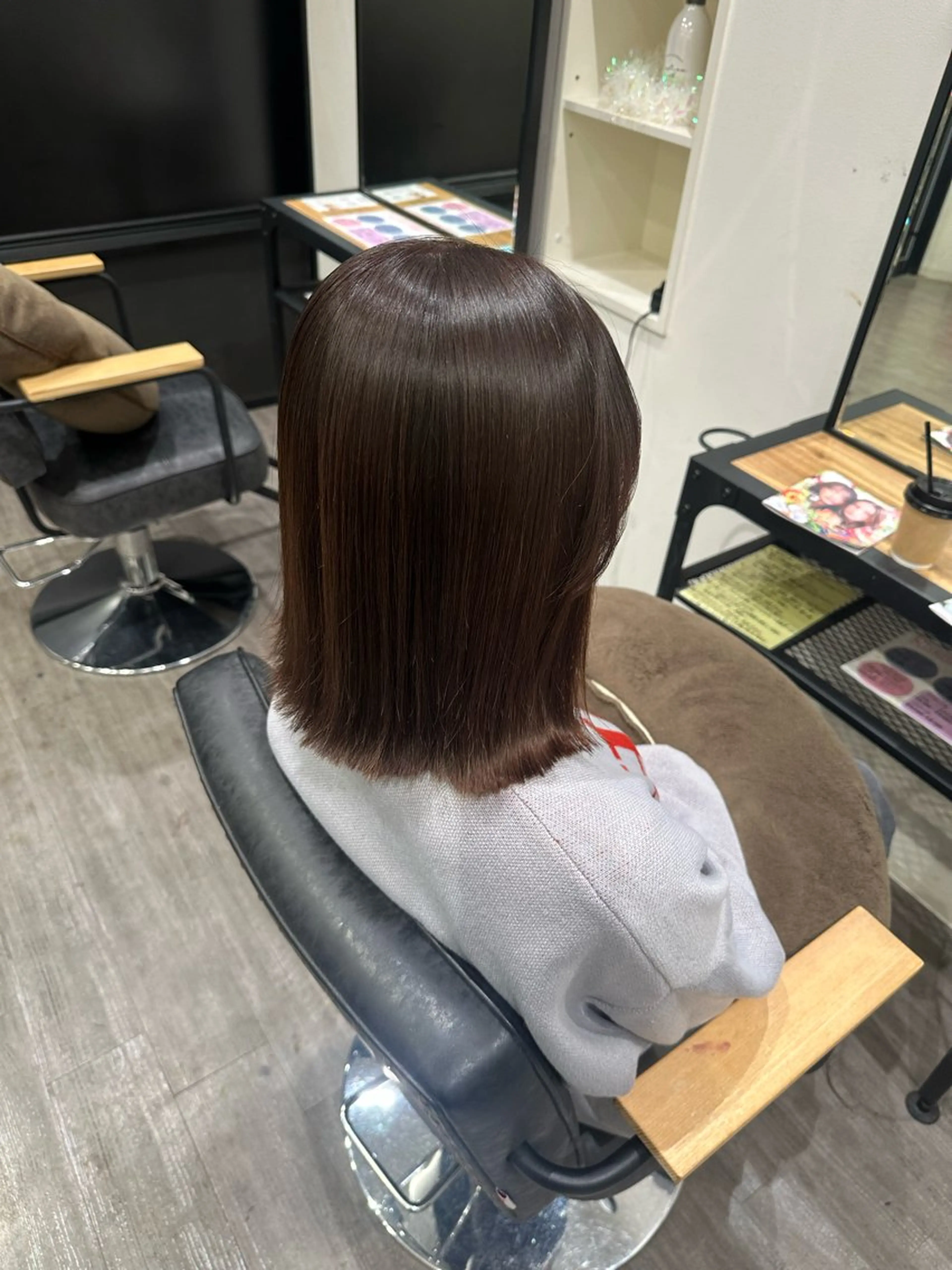 ミディアム パーマ 酸性ストレート ストレートパーマ カット 縮毛矯正 トリートメント 艶髪レイヤー上田 紗也🇰🇷💗のヘアスタイル