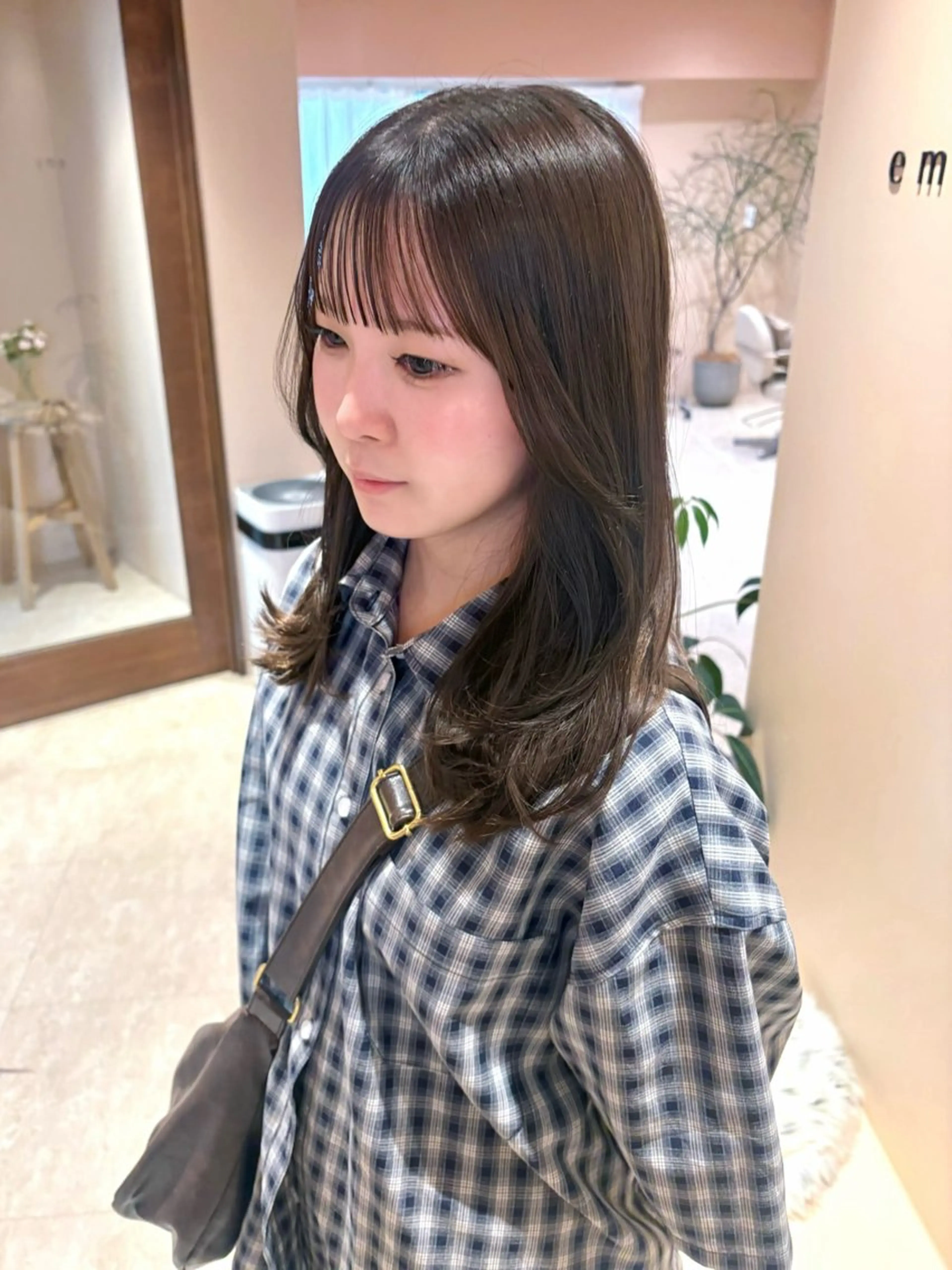 ミディアム coyumi / 𝘦 𝘮 𝘶のヘアスタイル