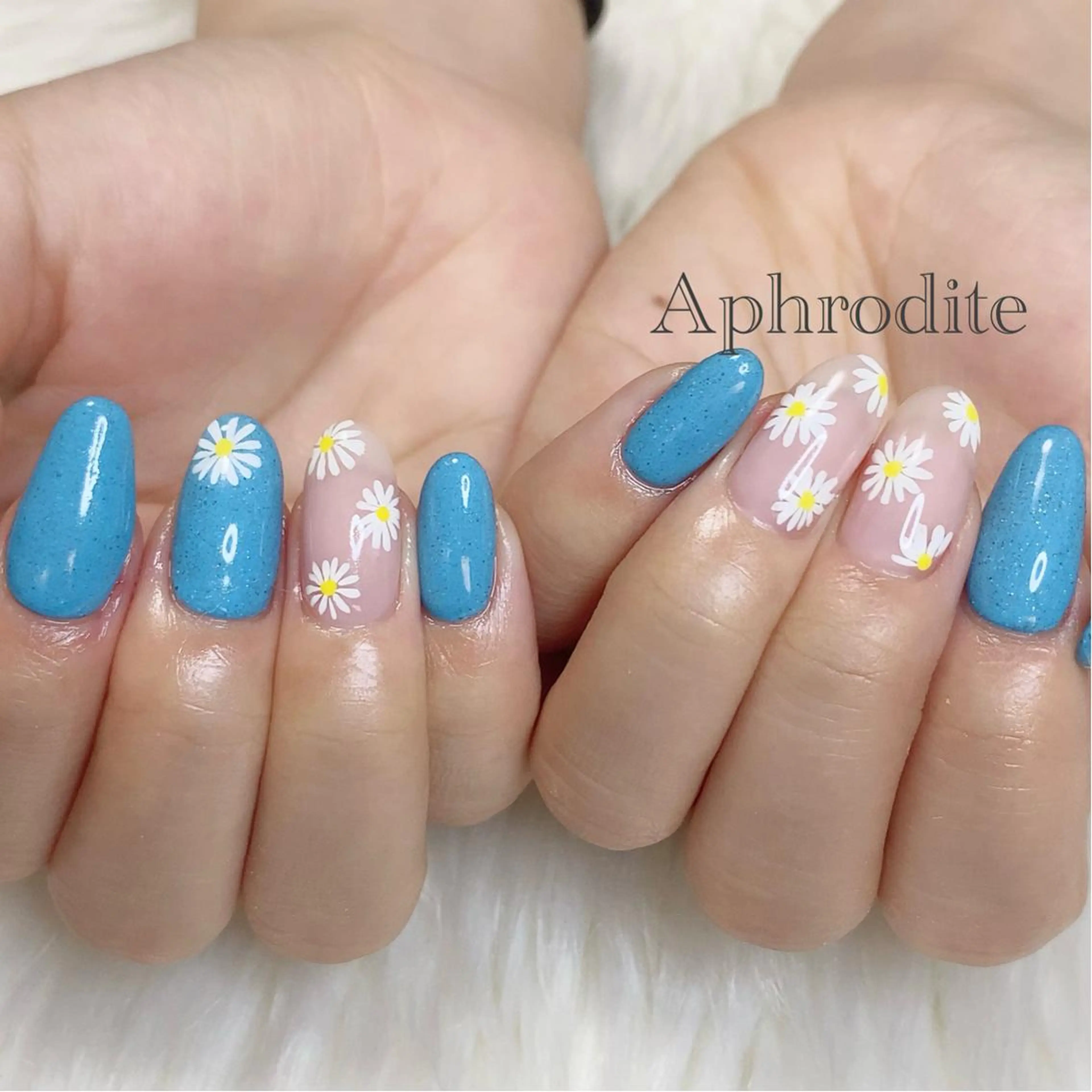 ネイル Aphrodite パラジェル認定サロンのネイルデザイン