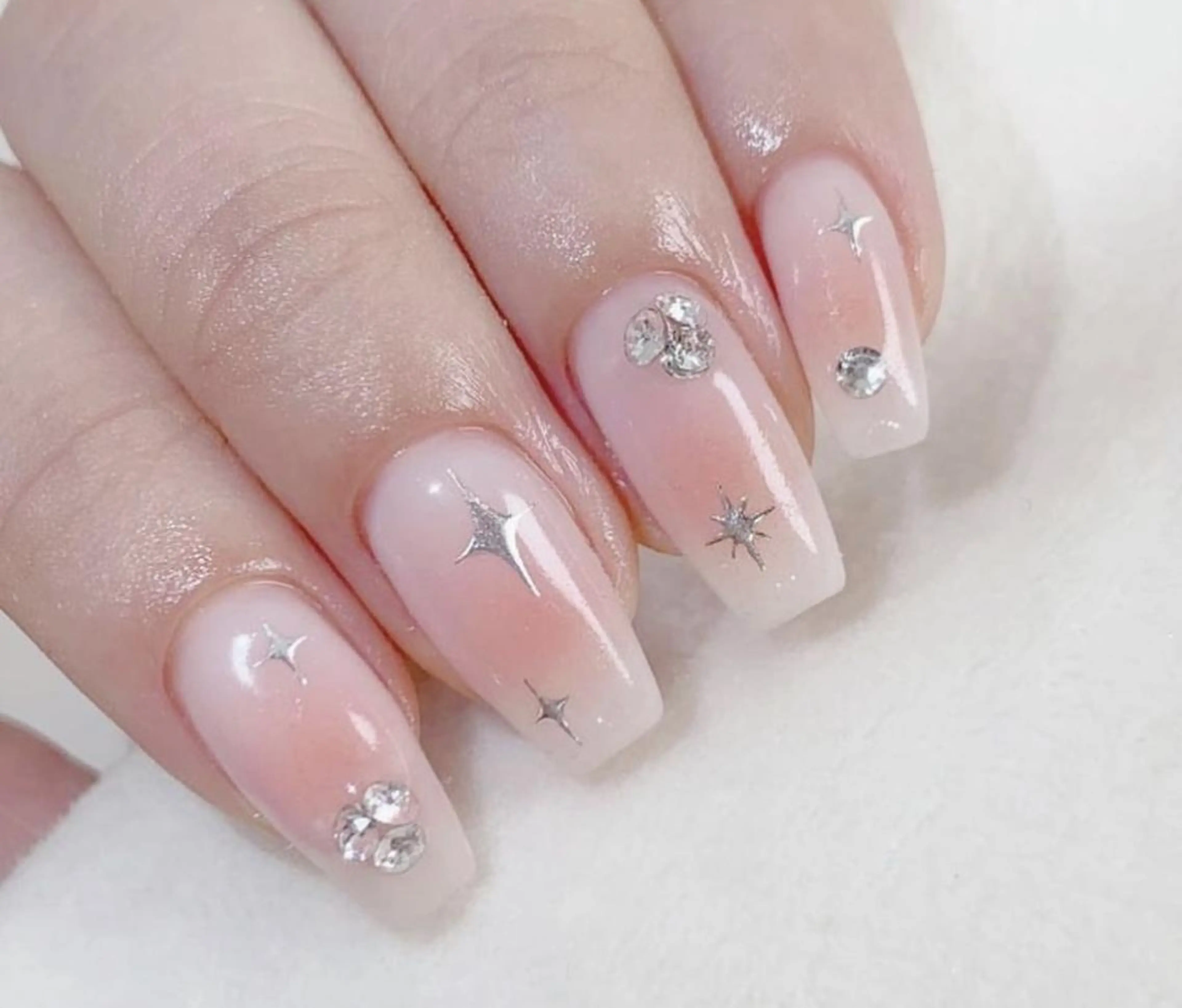 ネイル ☁️Yun nail Rin☁️のネイルデザイン