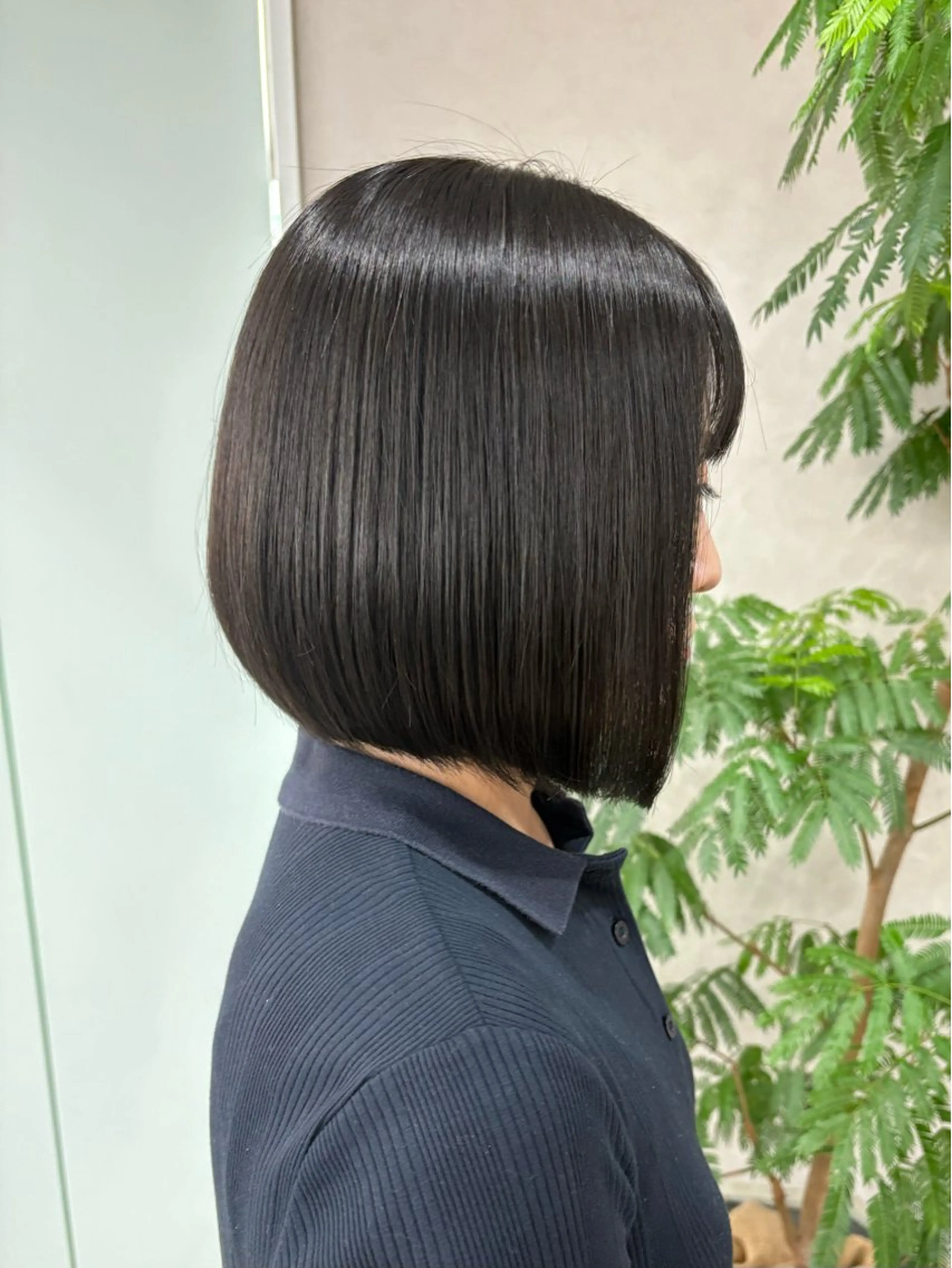 ミディアム カラー ダークグレー ダークグレージュ グレージュ ボブ 髪質改善 カット ヘアカラー トリートメント qumu 横浜所属・髪質改善/ショート/ 似合わせボブ🌿神永のヘアスタイル