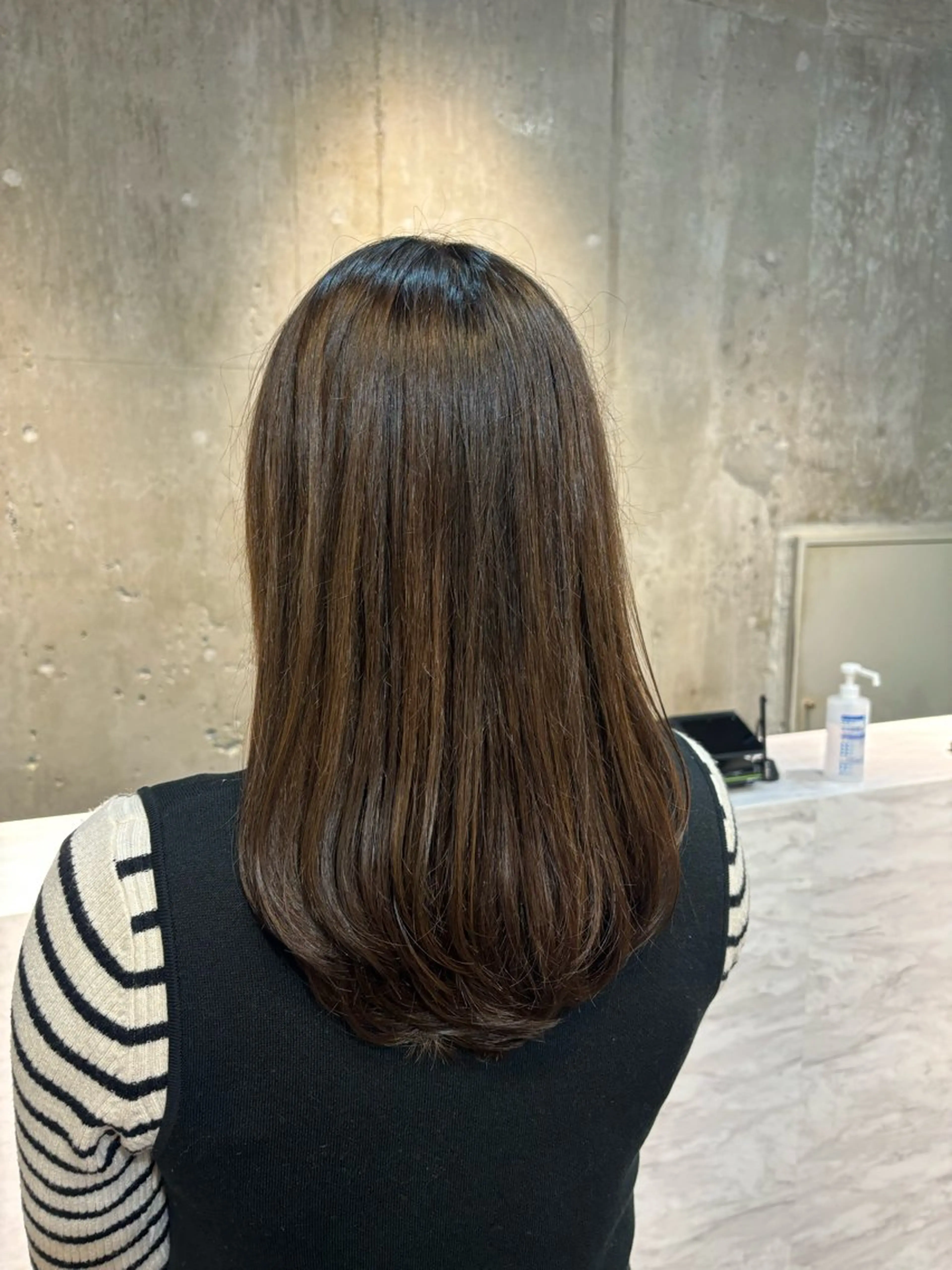 セミロング パーマ セミロングパーマ ストレートパーマ パーマ うるつやストレート パーマ🫧ちひろ🫧のヘアスタイル