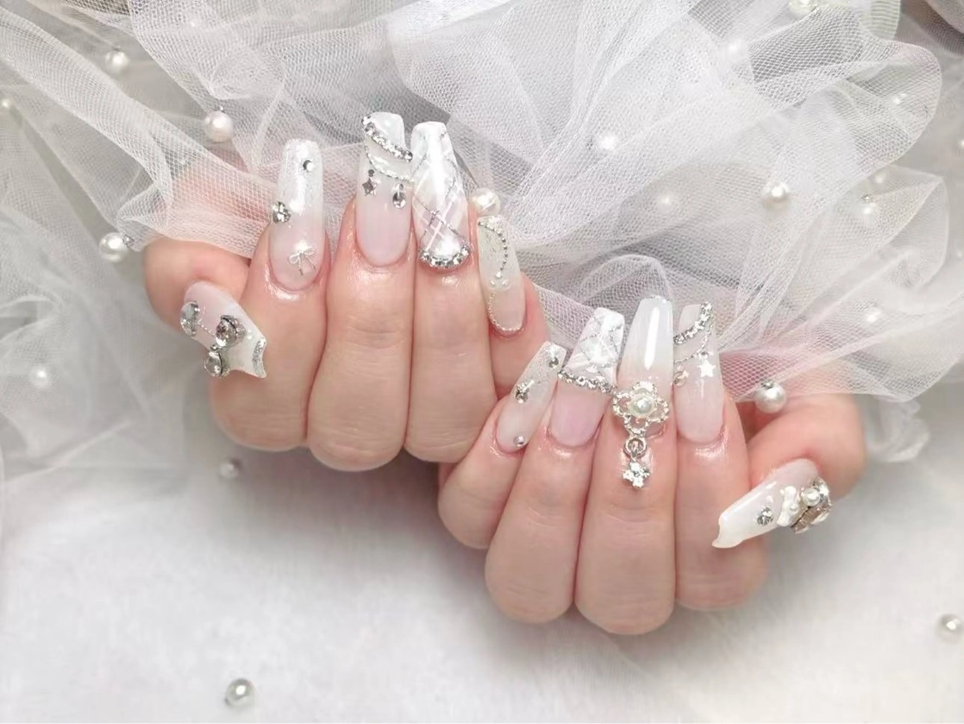 ネイル ハンドネイル アールワン NAIL SALONのネイルデザイン