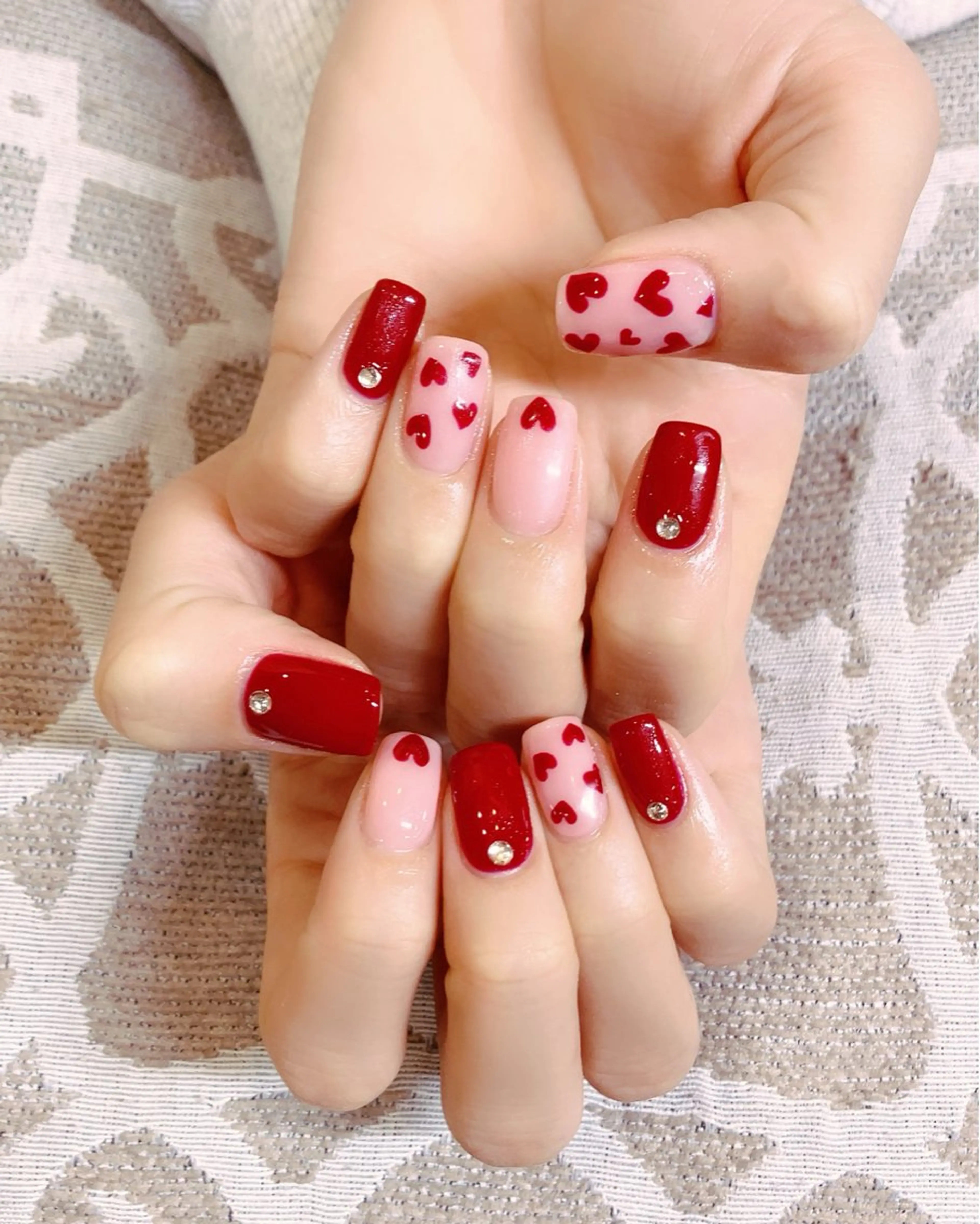 ネイル 🍒当日もOK🍒 𝑳𝑼𝑵𝑨花井のネイルデザイン