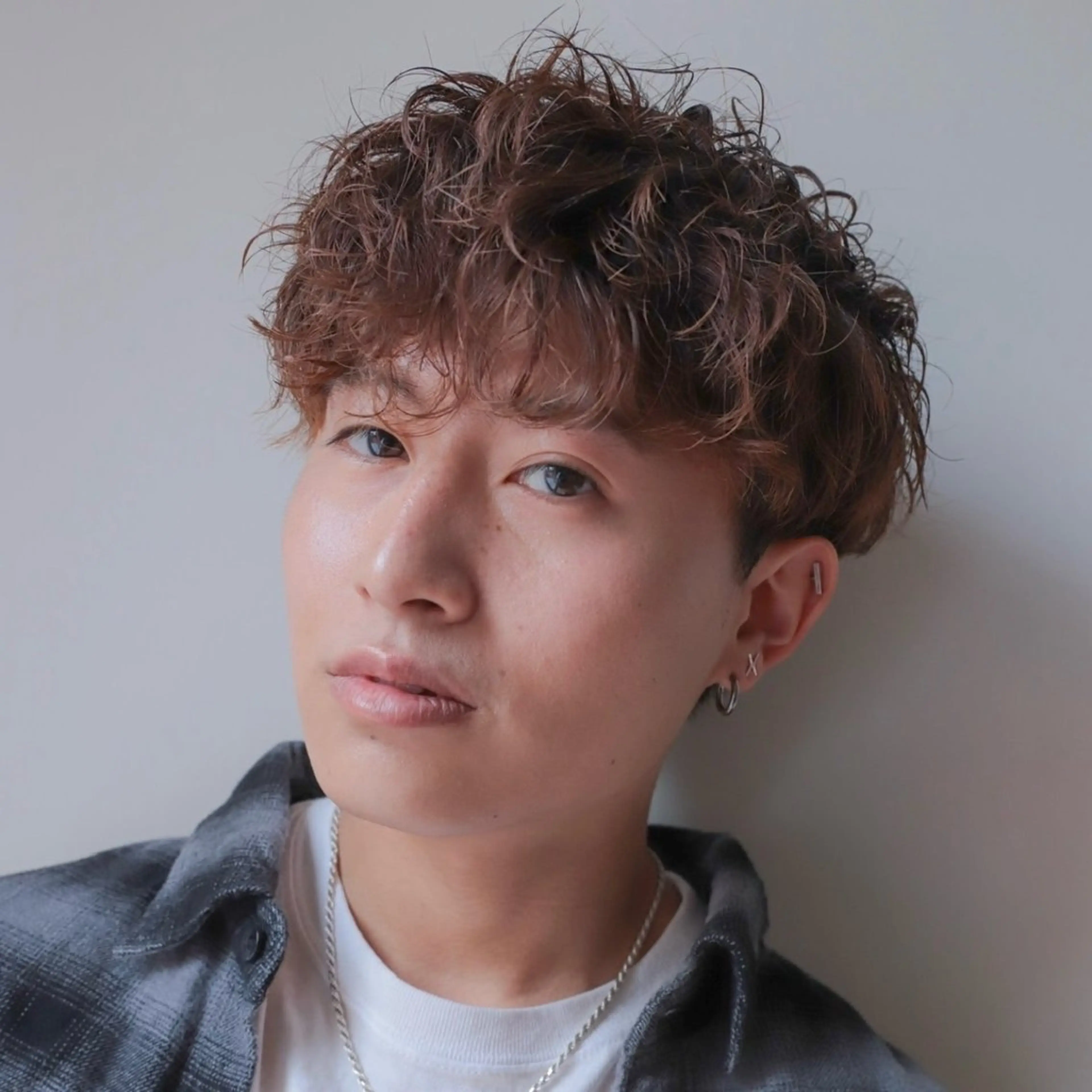 【カット】+【ニュアンス・フェザー・シャドウパーマ】の写真