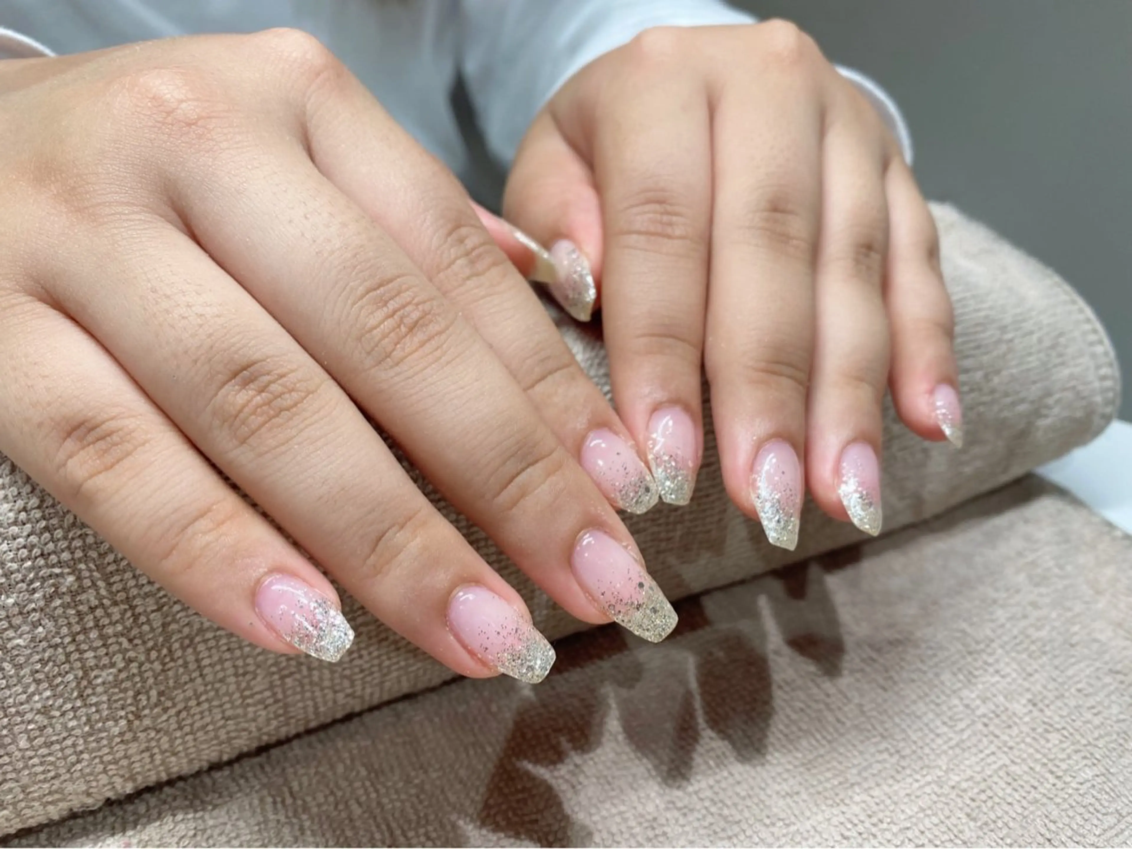 ネイル フットネイル グラデーション ラメ(グリッター) ラメグラデーション ワンカラーネイル nail今村 澪奈のネイルデザイン