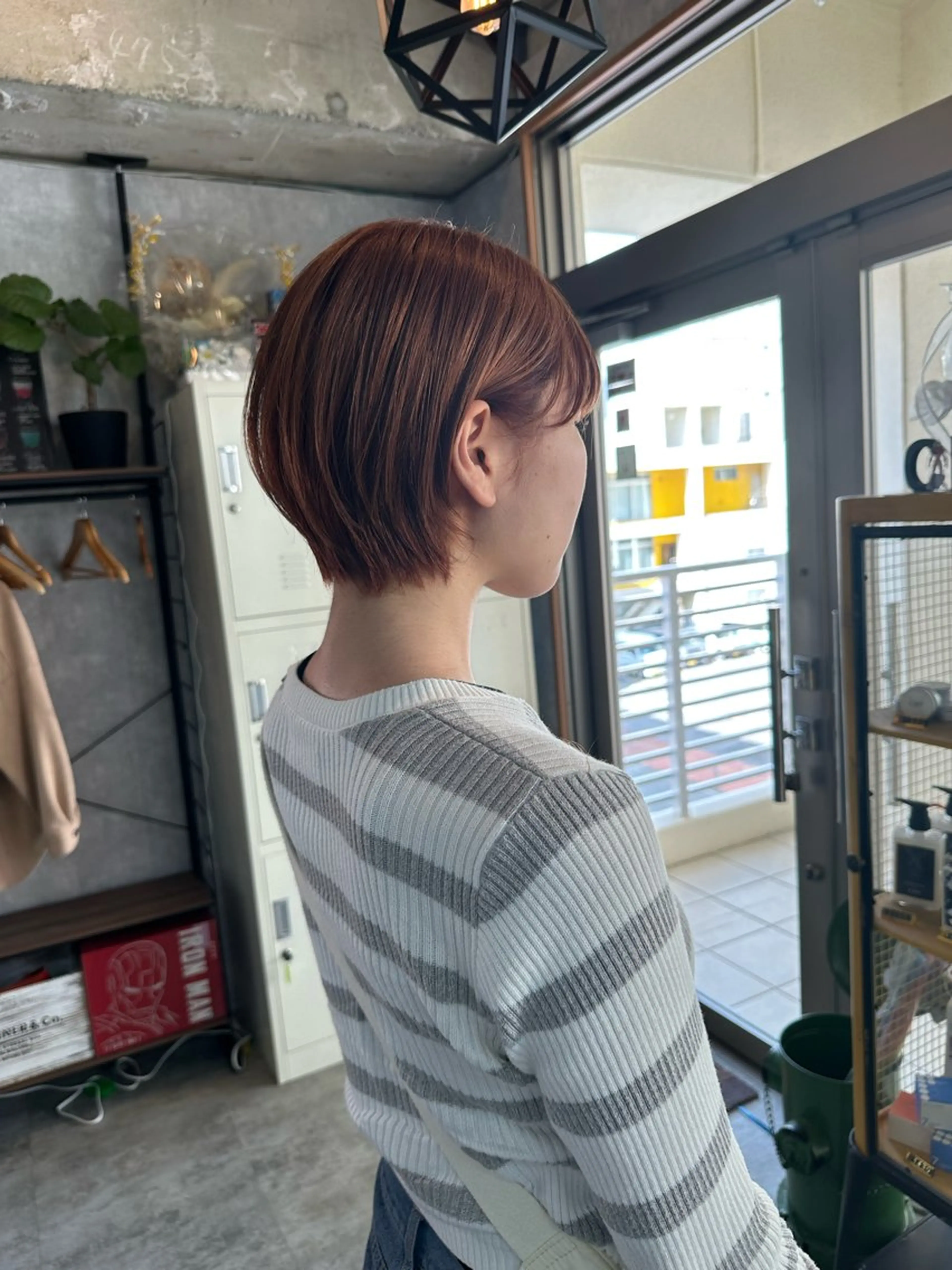 ショート 切りっぱなしボブ ショートボブ ハンサムショート 丸みショート ボブ モテ髪/ボブ/ショー ト/アダチフウトのヘアスタイル