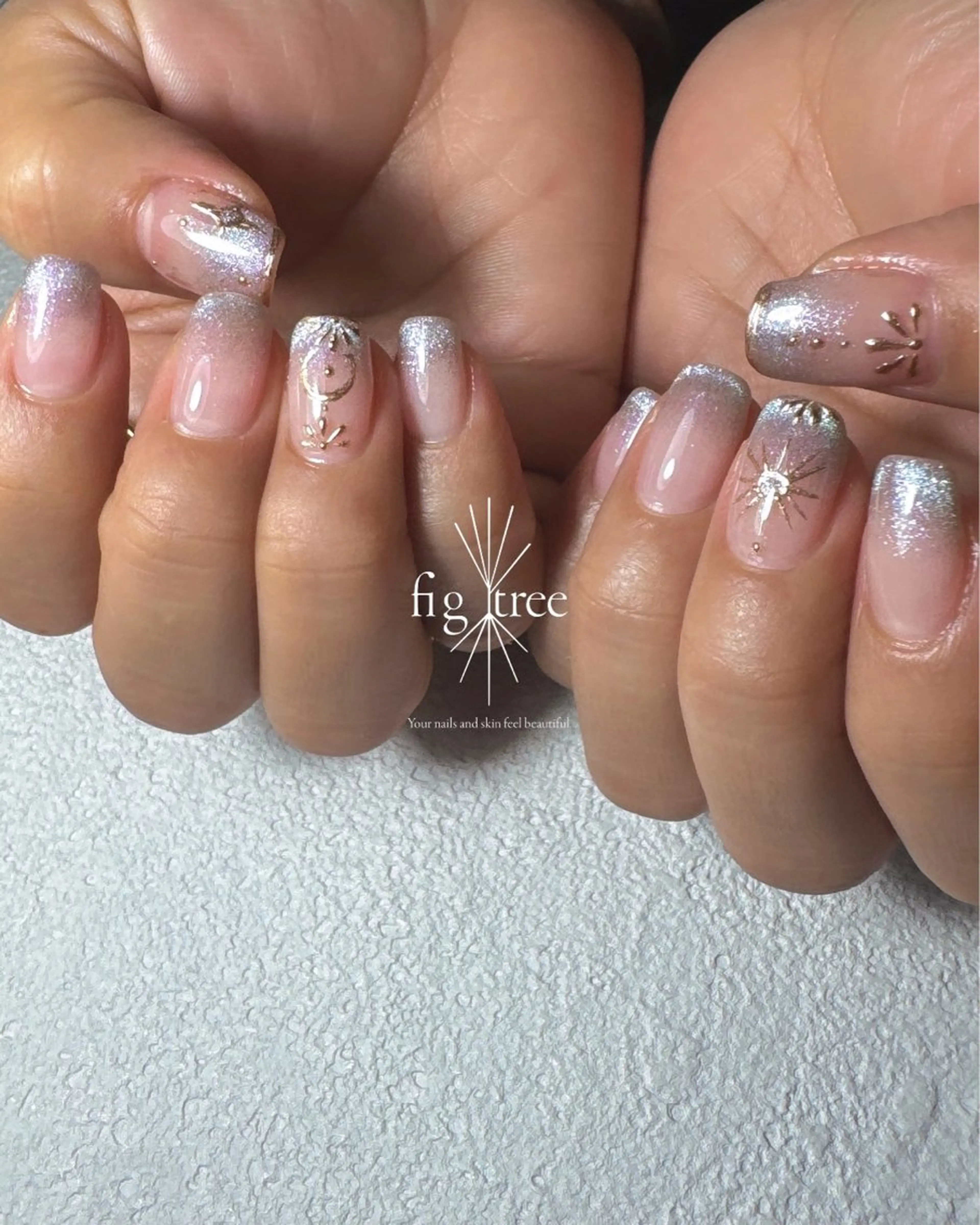 ネイル アートネイル グラデーション マグネットネイル ミラーネイル 持ち込み fig tree所属・fig  tree 地爪育成モニターのネイルデザイン