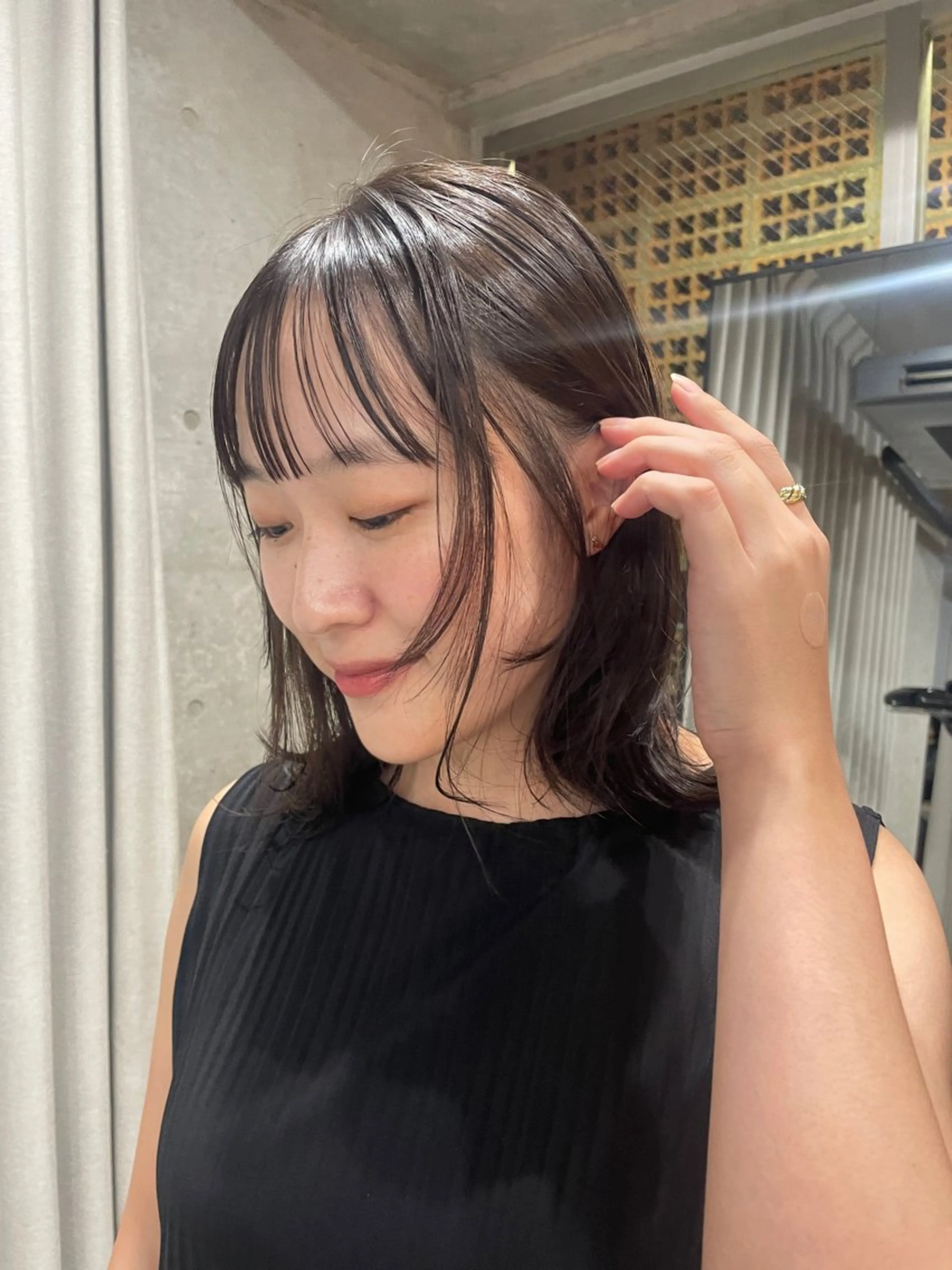 ミディアム カラー カット ヘアカラー 表参道/赤み無し 透明感 colorのヘアスタイル