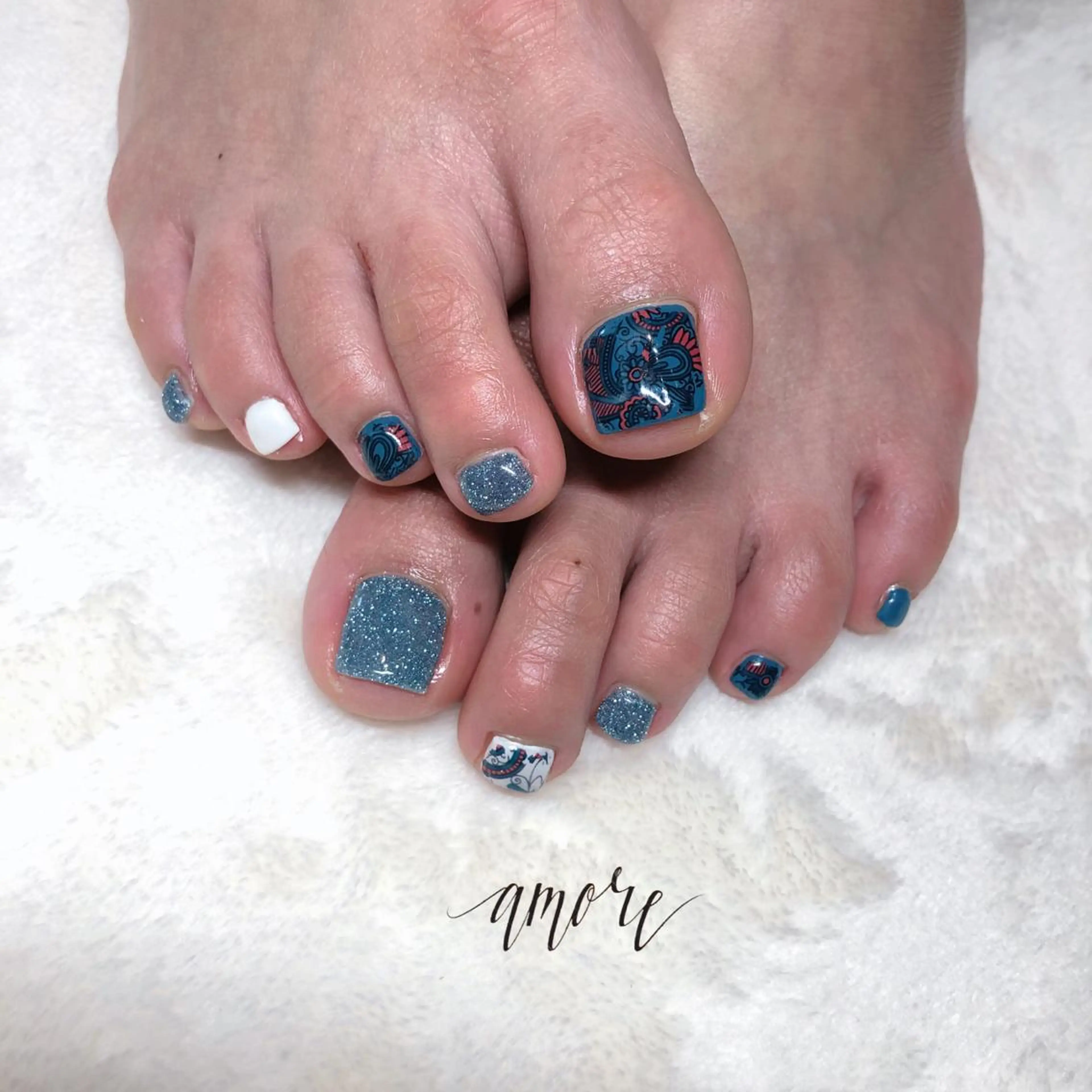 ネイル ジェルネイル 韓国ネイル ラメ(グリッター) ニュアンスネイル You kyehwaのネイルデザイン