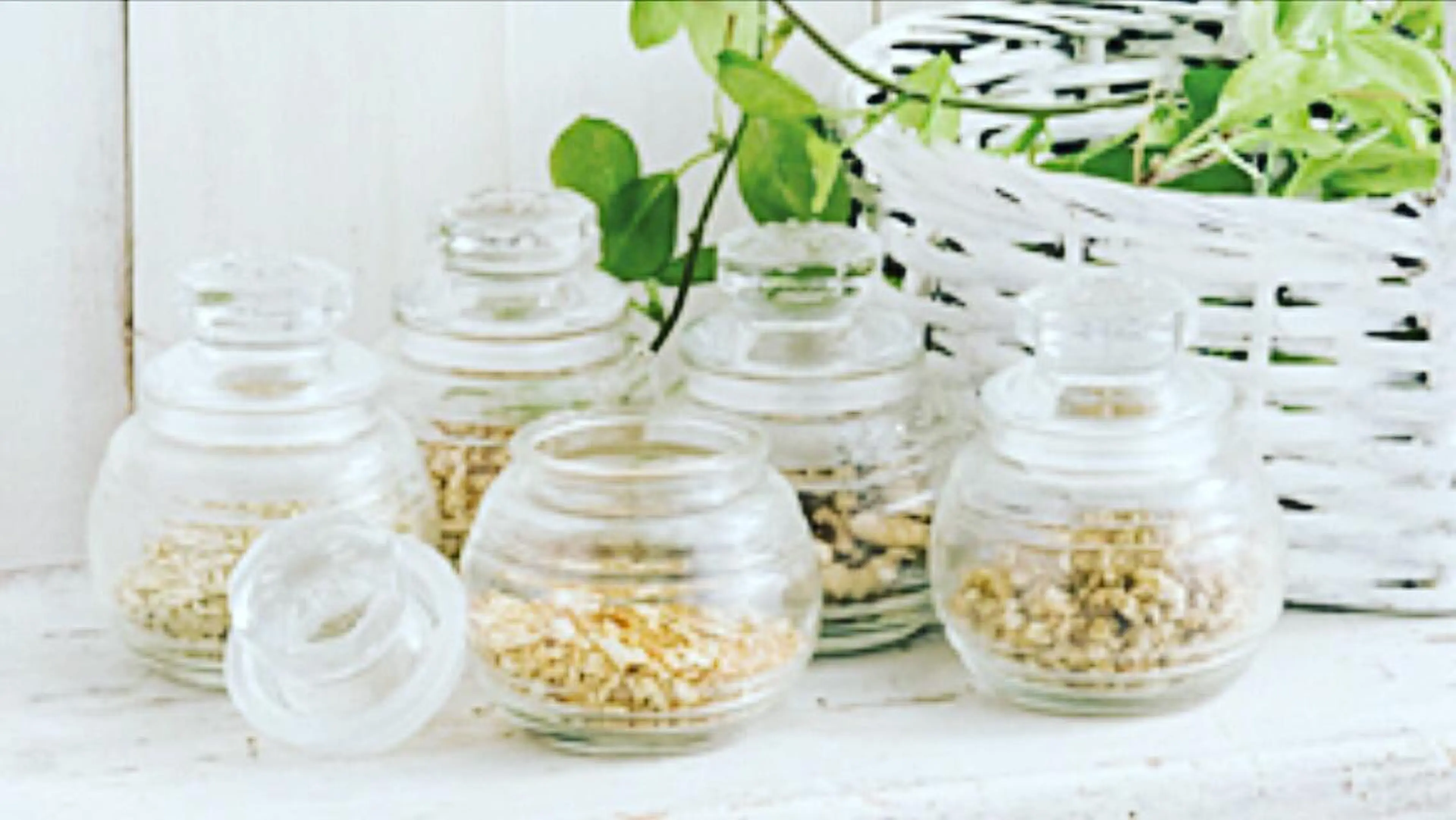 ロング カラー パーマ ヘアアレンジ キッズ ネイル マツエク・マツパ 温活痩身エステ Floraのエステ・リラクイメージ