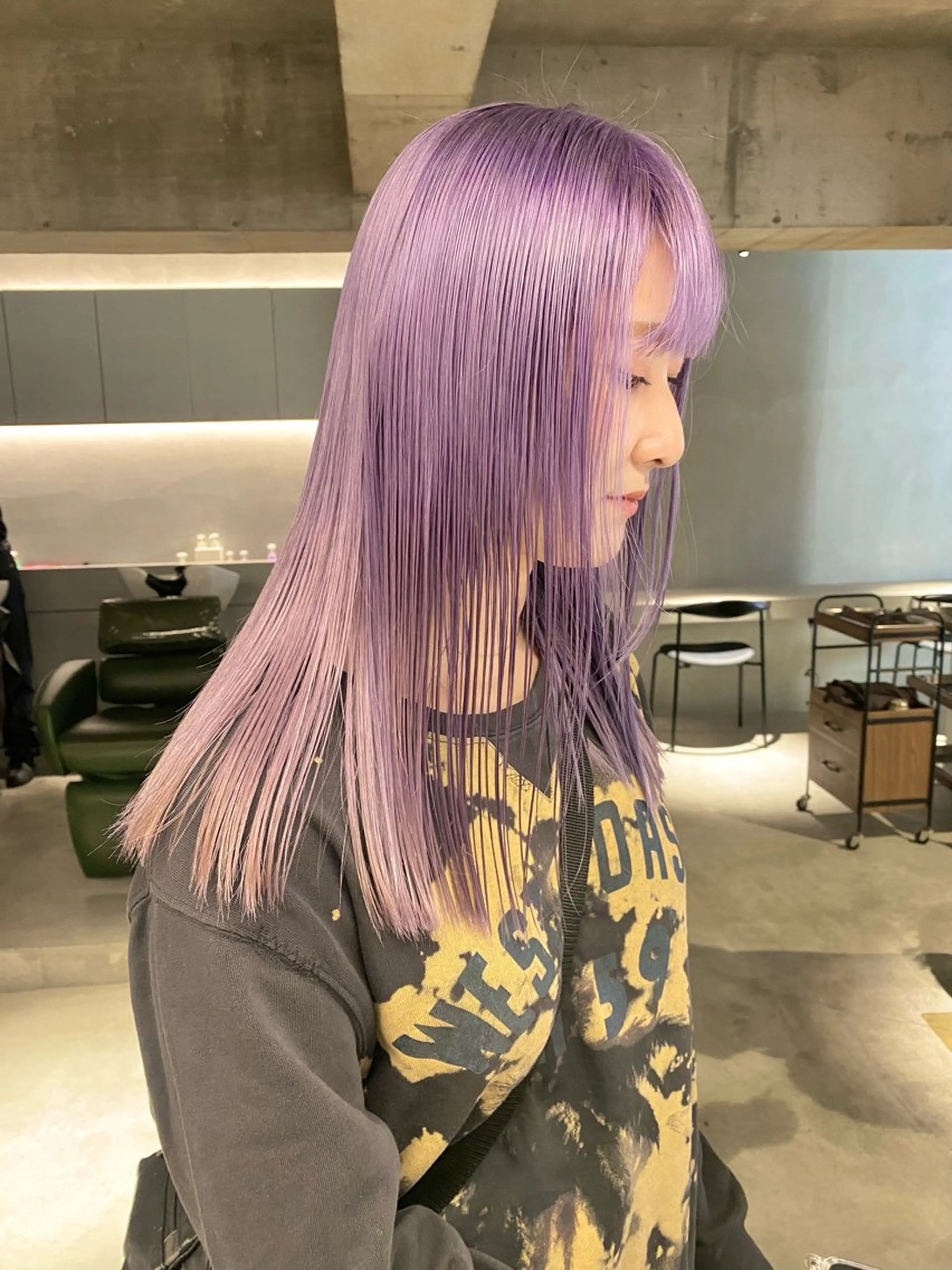 セミロング カラー カット ヘアカラー トリートメント 宮川 日菜子のヘアスタイル